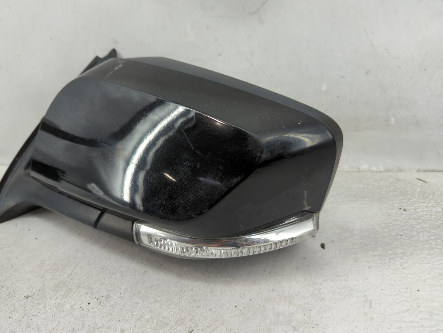2018 Chevrolet Impala Driver Side View Mirror - Left Door Mirror OEM Used - Oemusedautoparts1.com