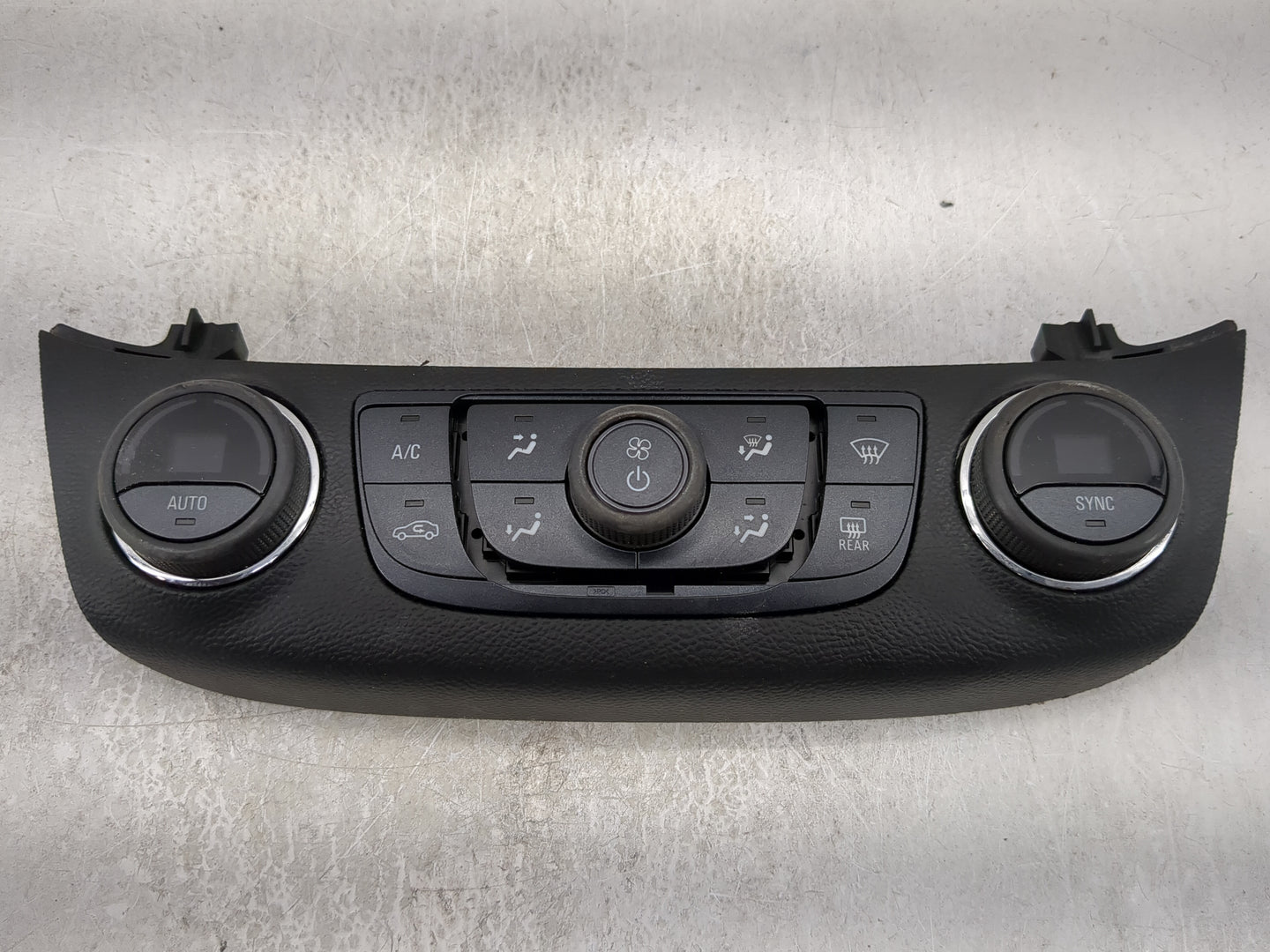 2014-2020 Chevrolet Impala Climate Control Module Temperature AC/Heater Replacement P/N:84429867 Fits OEM Used Auto Parts - 