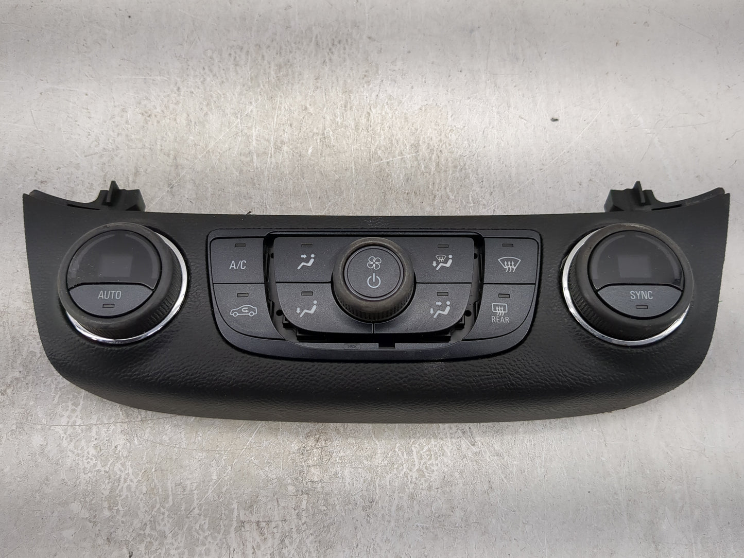 2014-2020 Chevrolet Impala Climate Control Module Temperature AC/Heater Replacement P/N:84429867 Fits OEM Used Auto Parts - 