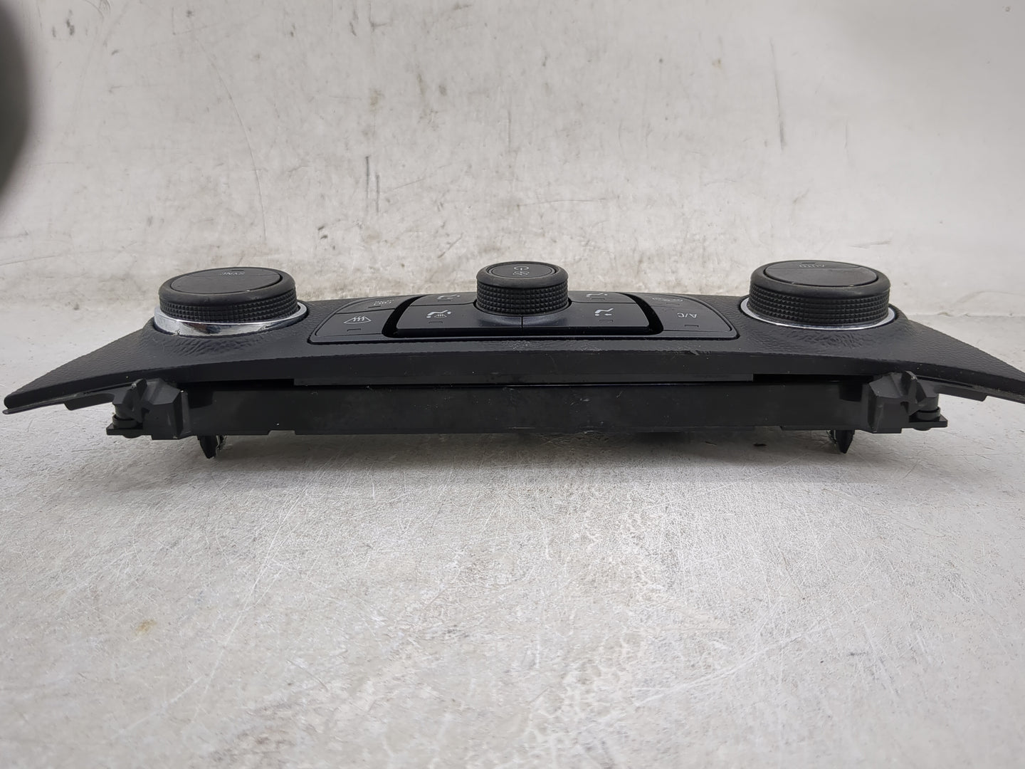 2014-2020 Chevrolet Impala Climate Control Module Temperature AC/Heater Replacement P/N:84429867 Fits OEM Used Auto Parts - 