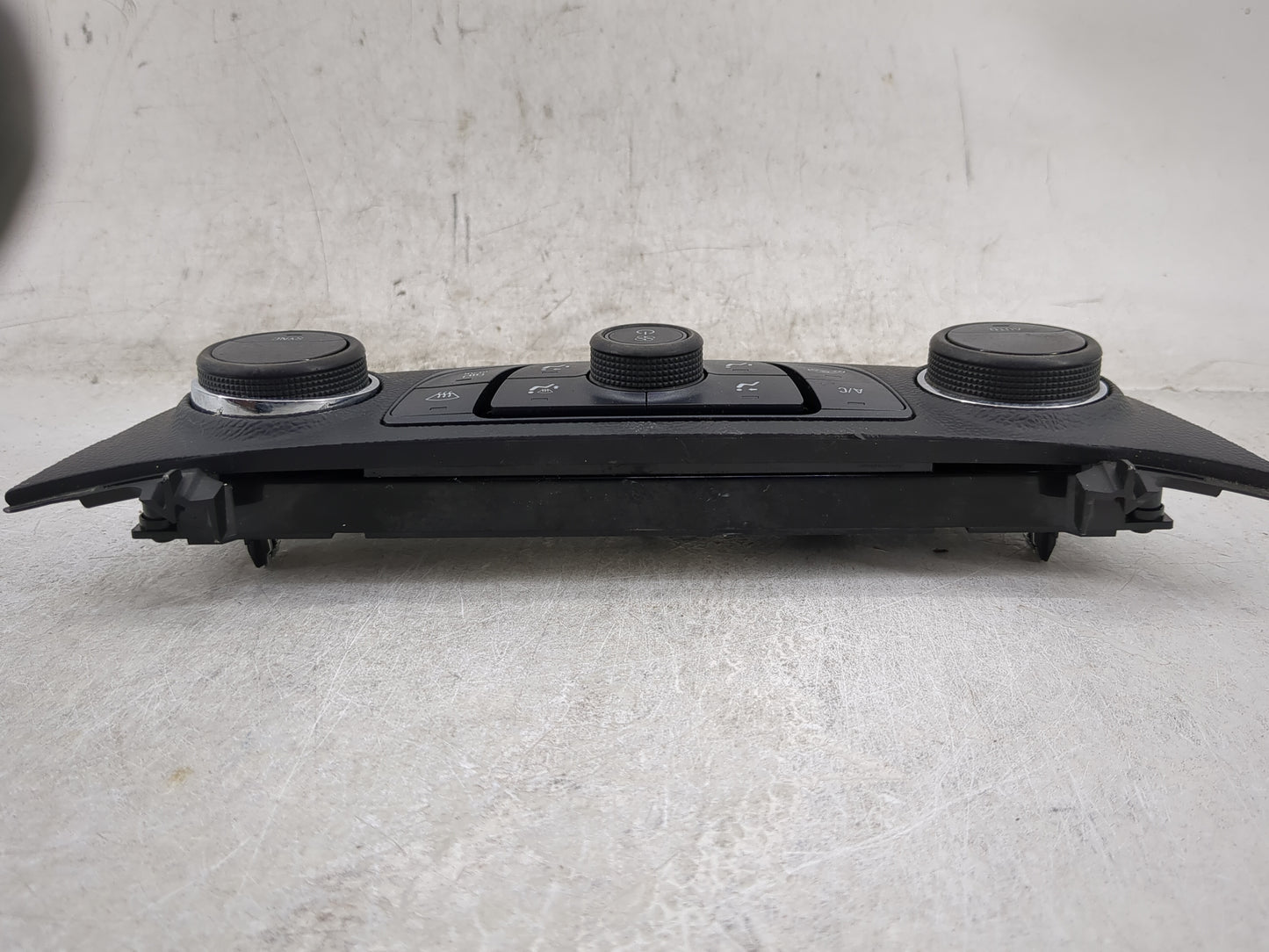 2014-2020 Chevrolet Impala Climate Control Module Temperature AC/Heater Replacement P/N:84429867 Fits OEM Used Auto Parts - 