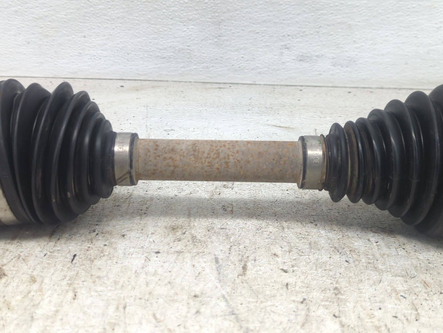 2014-2020 Chevrolet Impala Axle Shaft Front Driver Cv C/v - Oemusedautoparts1.com