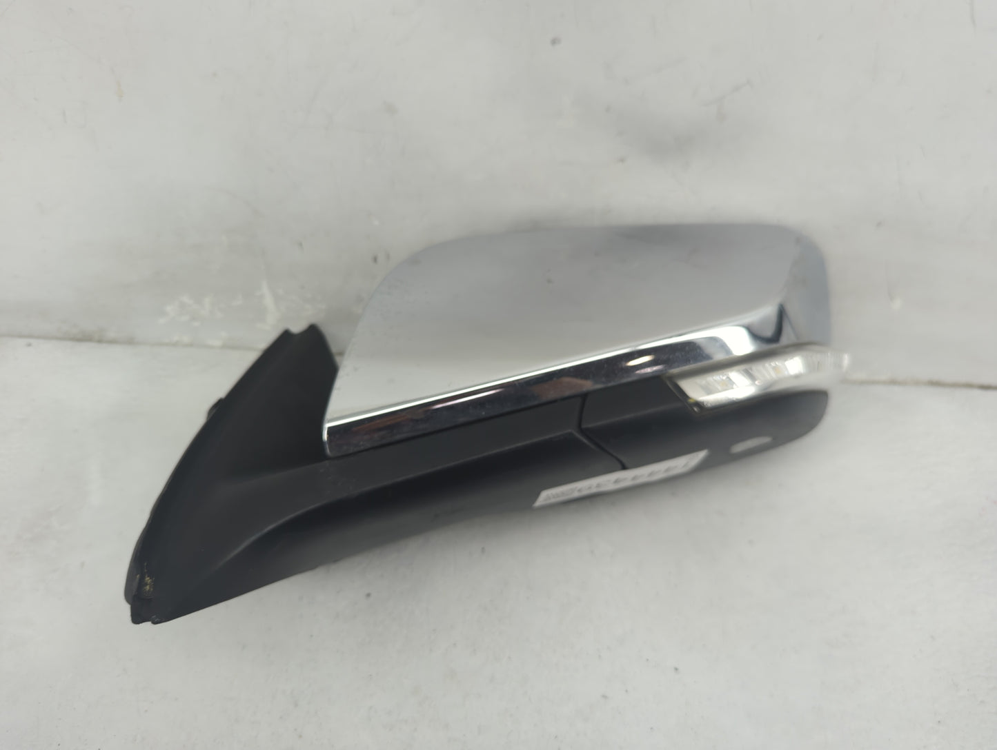 2018 Chevrolet Impala Driver Side View Mirror - Left Door Mirror OEM Used - Oemusedautoparts1.com