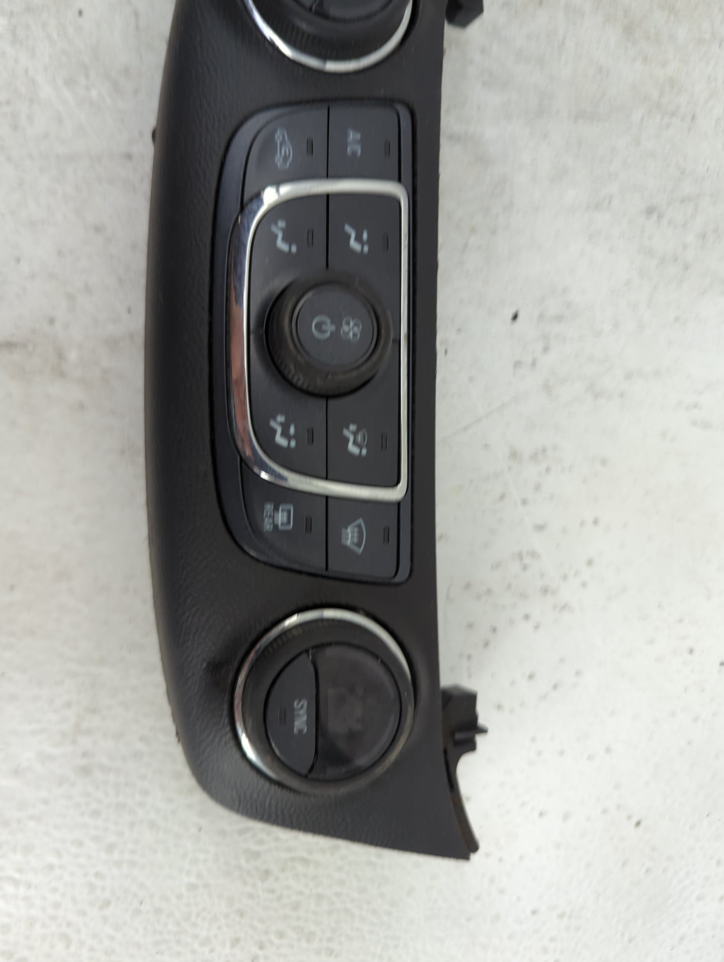 2014-2020 Chevrolet Impala Climate Control Module Temperature AC/Heater Replacement P/N:23453509 QFGM207A Fits OEM Used Auto