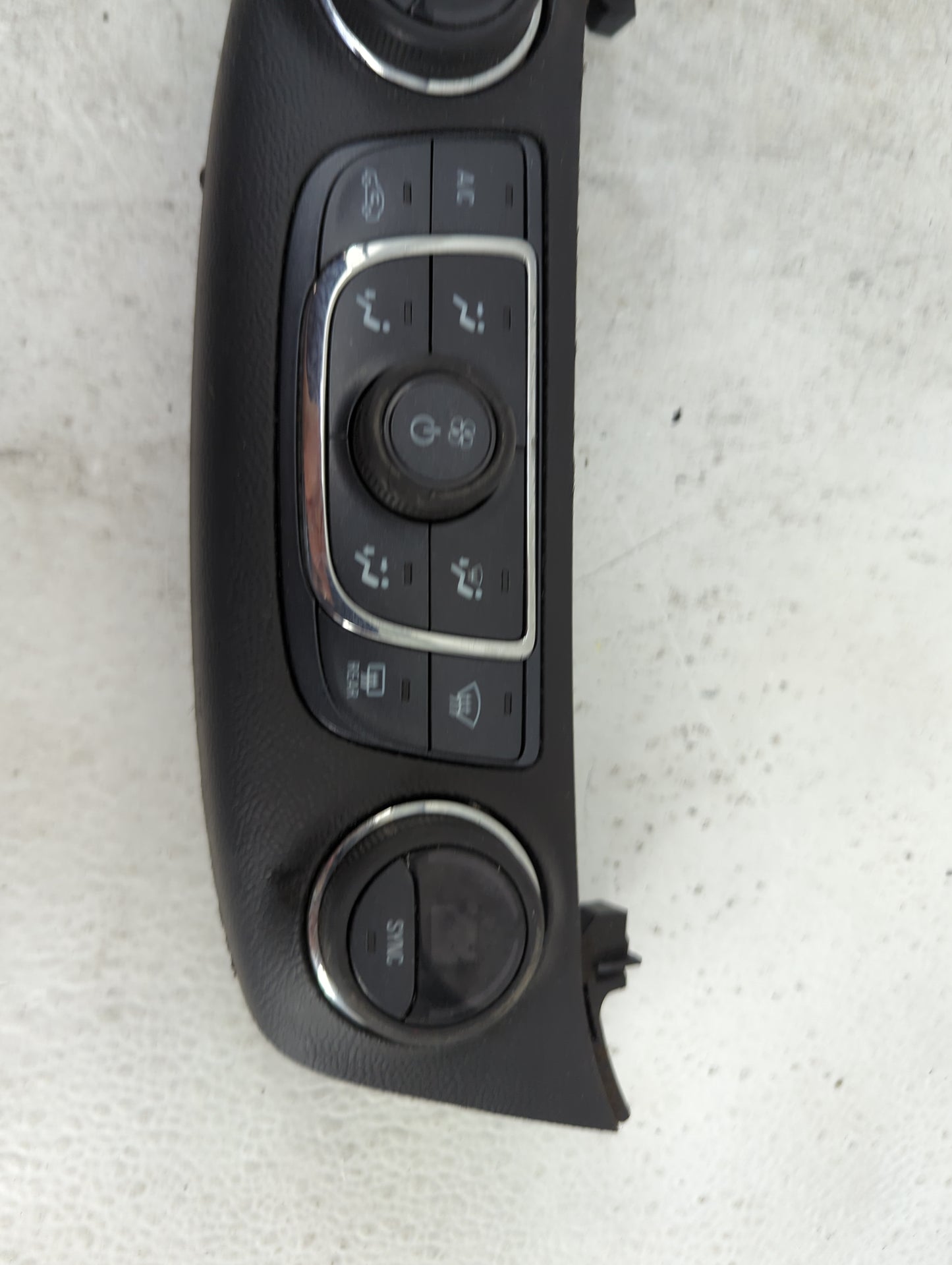 2014-2020 Chevrolet Impala Climate Control Module Temperature AC/Heater Replacement P/N:23453509 QFGM207A Fits OEM Used Auto