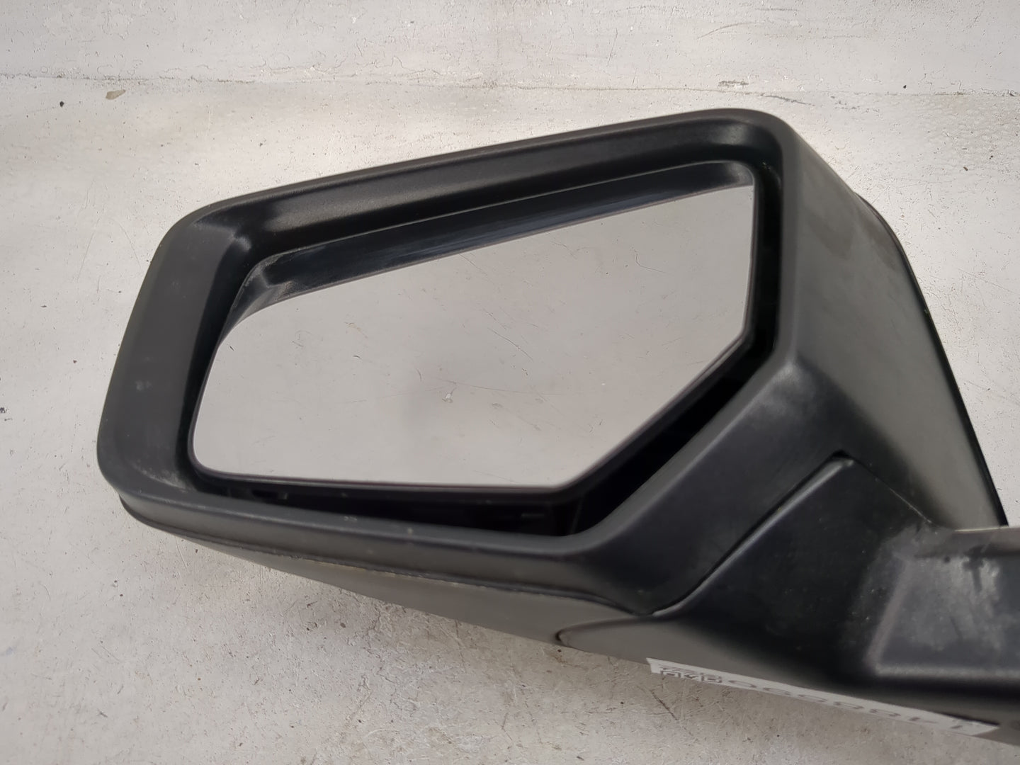 2016-2020 Chevrolet Impala Driver Side View Mirror - Left Door Mirror OEM Used - Oemusedautoparts1.com