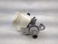 2014-2020 Chevrolet Impala Brake Master Cylinder 1490562 - Oemusedautoparts1.com