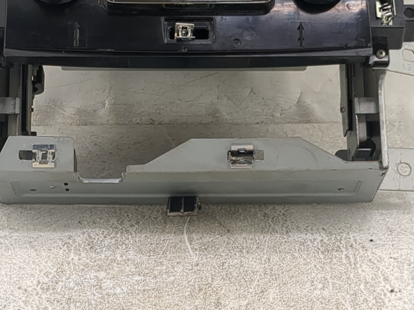 2018 Chevrolet Impala Information Display Screen - Oemusedautoparts1.com