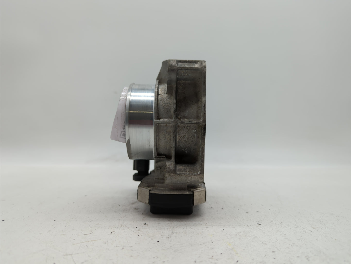 2016-2019 Chevrolet Impala Throttle Body P/N:12670839AA 12627217DA Fits Fits 2016 2017 2018 2019 OEM Used Auto Parts - Oemus