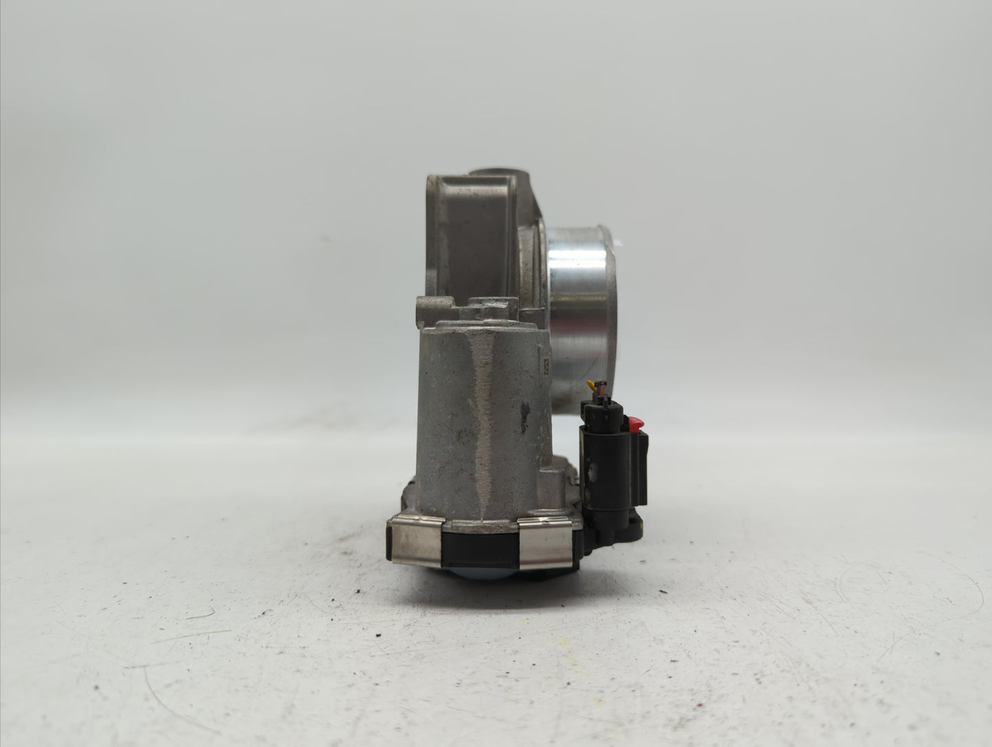 2016-2019 Chevrolet Impala Throttle Body P/N:12670839AA 12627217DA Fits Fits 2016 2017 2018 2019 OEM Used Auto Parts - Oemus