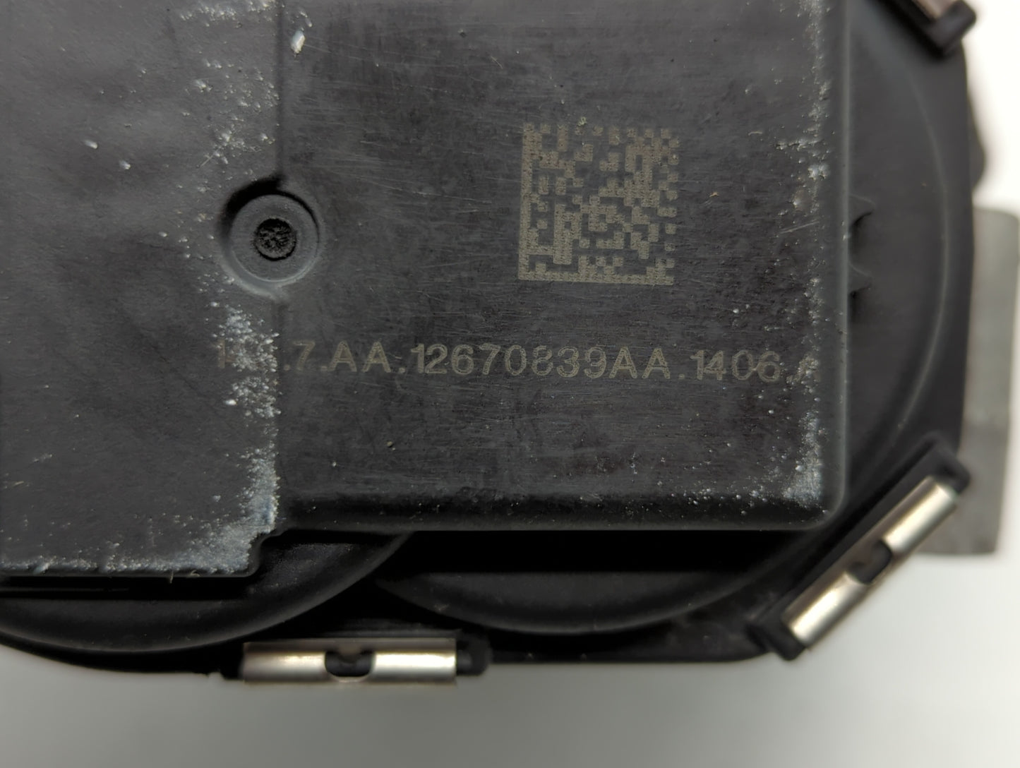 2016-2019 Chevrolet Impala Throttle Body P/N:12670839AA 12627217DA Fits Fits 2016 2017 2018 2019 OEM Used Auto Parts - Oemus
