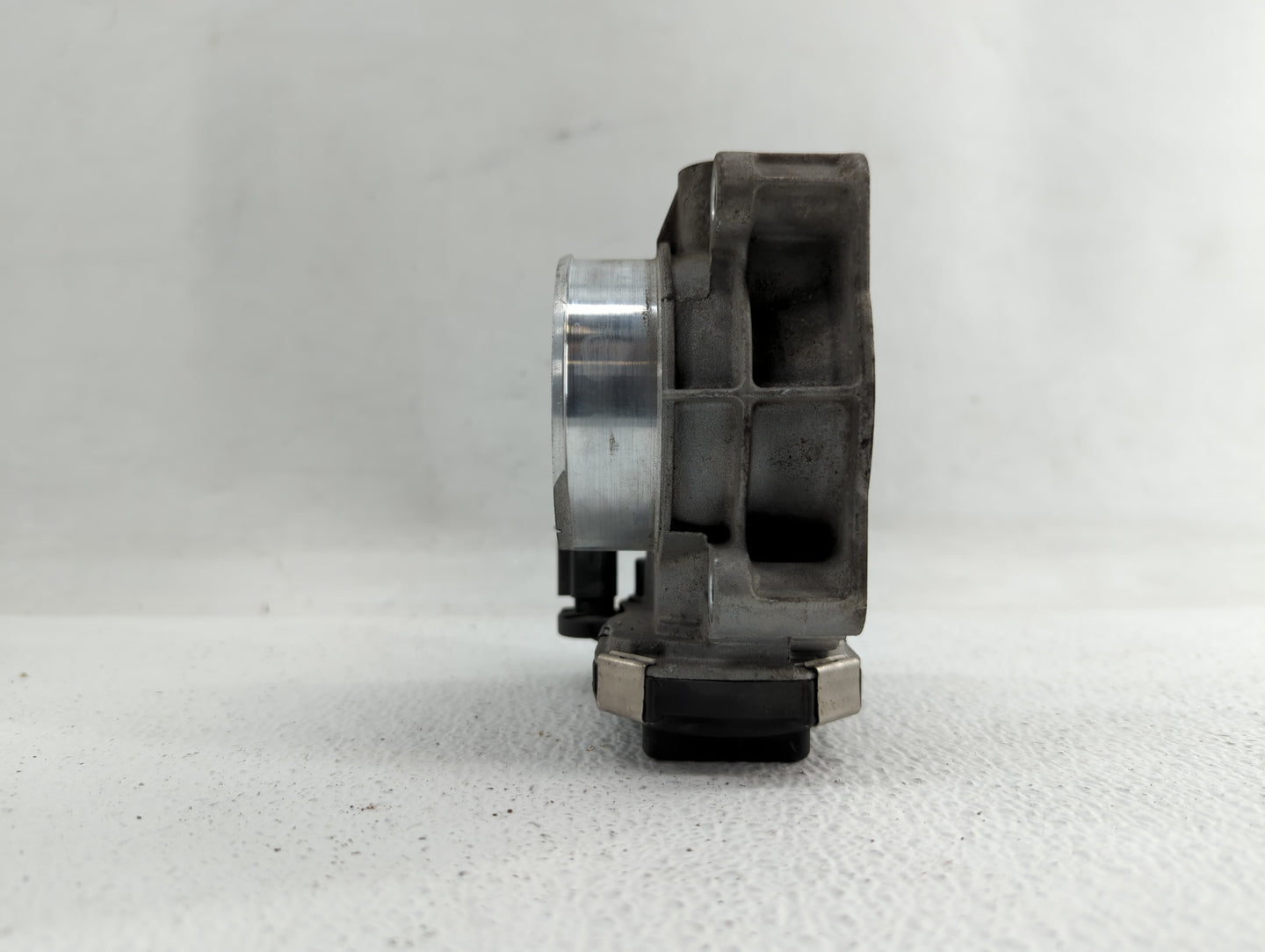 2016-2019 Chevrolet Impala Throttle Body P/N:12670839AA 12627217DA Fits Fits 2016 2017 2018 2019 OEM Used Auto Parts - Oemus
