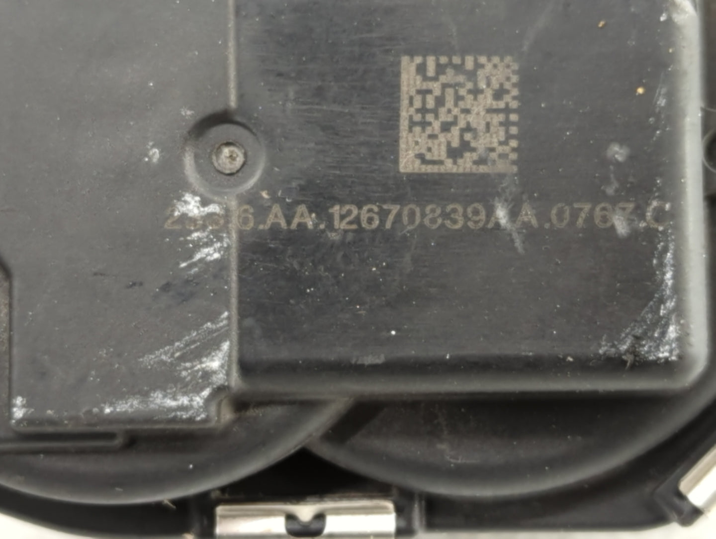 2016-2019 Chevrolet Impala Throttle Body P/N:12670839AA 12627217DA Fits Fits 2016 2017 2018 2019 OEM Used Auto Parts - Oemus