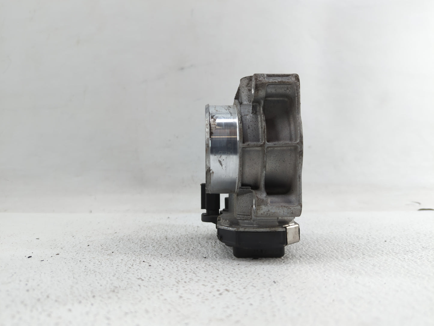2016-2019 Chevrolet Impala Throttle Body P/N:12670839AA 12627217DA Fits Fits 2016 2017 2018 2019 OEM Used Auto Parts - Oemus