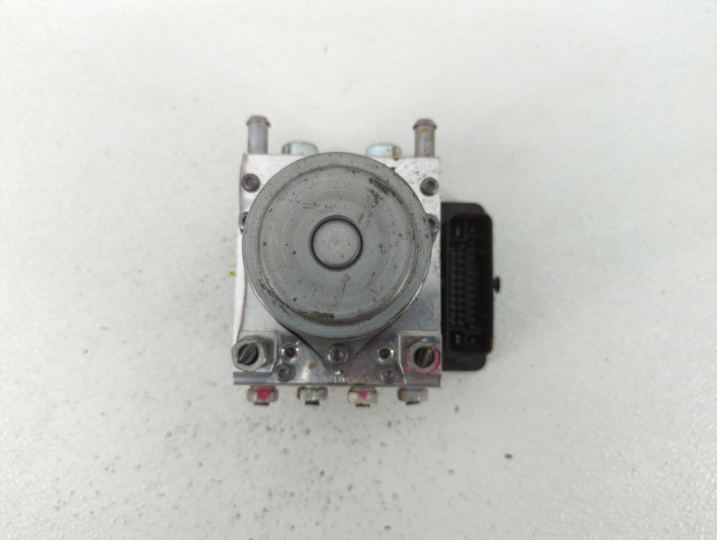 2017-2019 Chevrolet Impala ABS Pump Control Module Replacement P/N:84605919 84314306, 84020433, 84092226 Fits Fits 2017 2018
