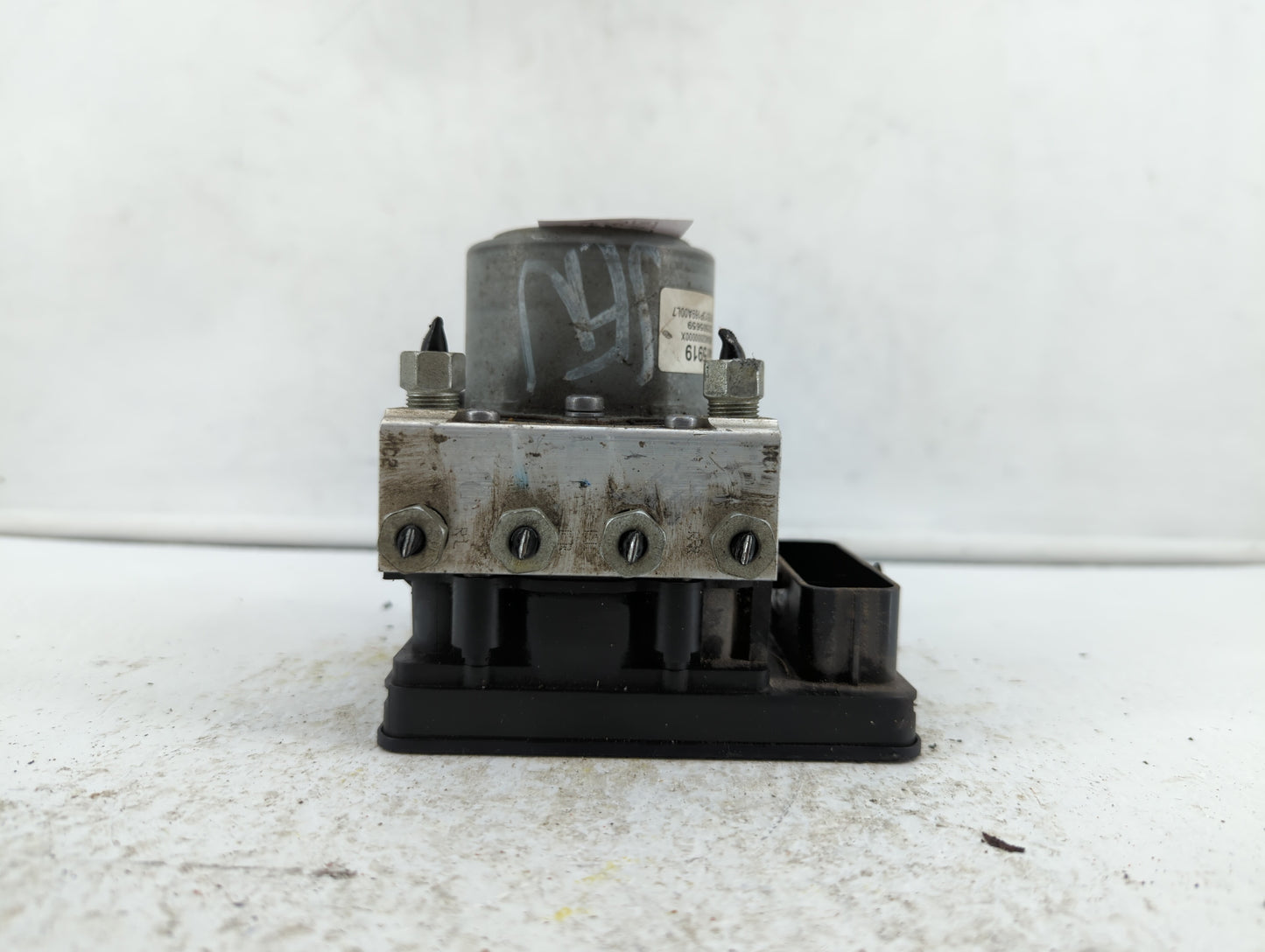 2017-2019 Chevrolet Impala ABS Pump Control Module Replacement P/N:84605919 84314306, 84020433, 84092226 Fits Fits 2017 2018