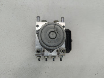 2017-2020 Chevrolet Impala ABS Pump Control Module Replacement P/N:84605919 84314306, 84020433 Fits Fits 2017 2018 2019 2020 OEM Used Auto Parts