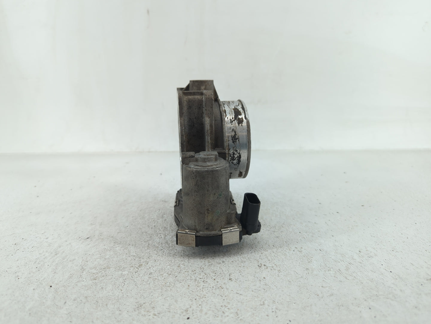 2012-2020 Chevrolet Impala Throttle Body P/N:12632172BA 12670981AA Fits OEM Used Auto Parts - Oemusedautoparts1.com