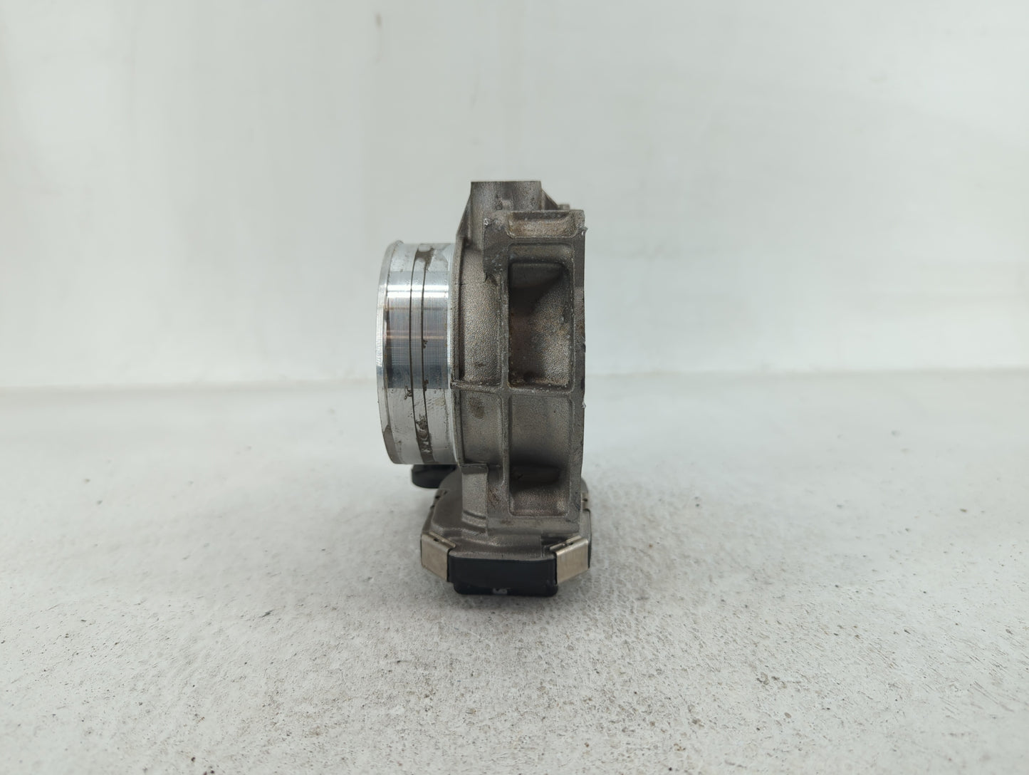 2012-2020 Chevrolet Impala Throttle Body P/N:12670981AA 12632172BA Fits OEM Used Auto Parts - Oemusedautoparts1.com