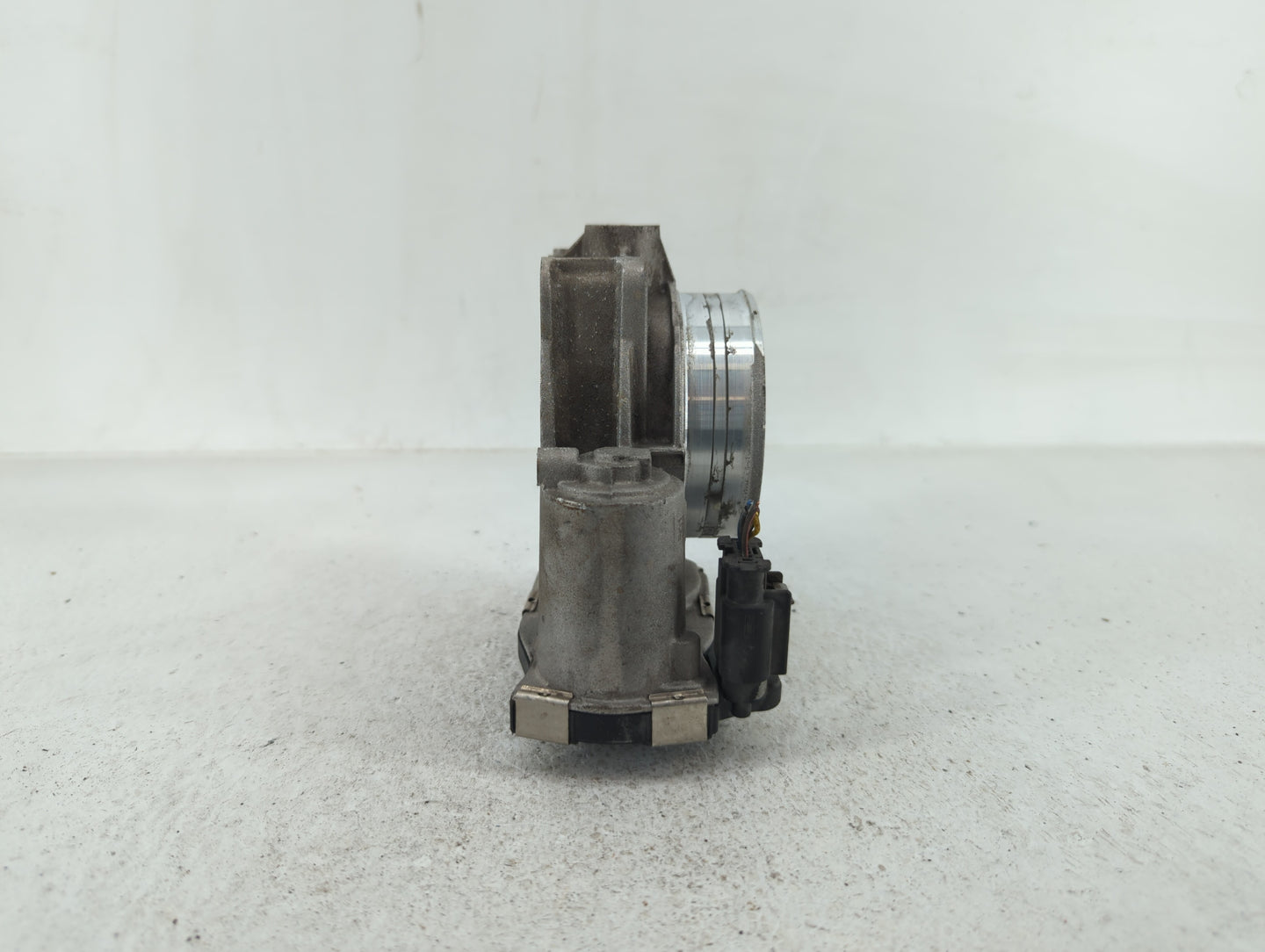 2012-2020 Chevrolet Impala Throttle Body P/N:12670981AA 12632172BA Fits OEM Used Auto Parts - Oemusedautoparts1.com