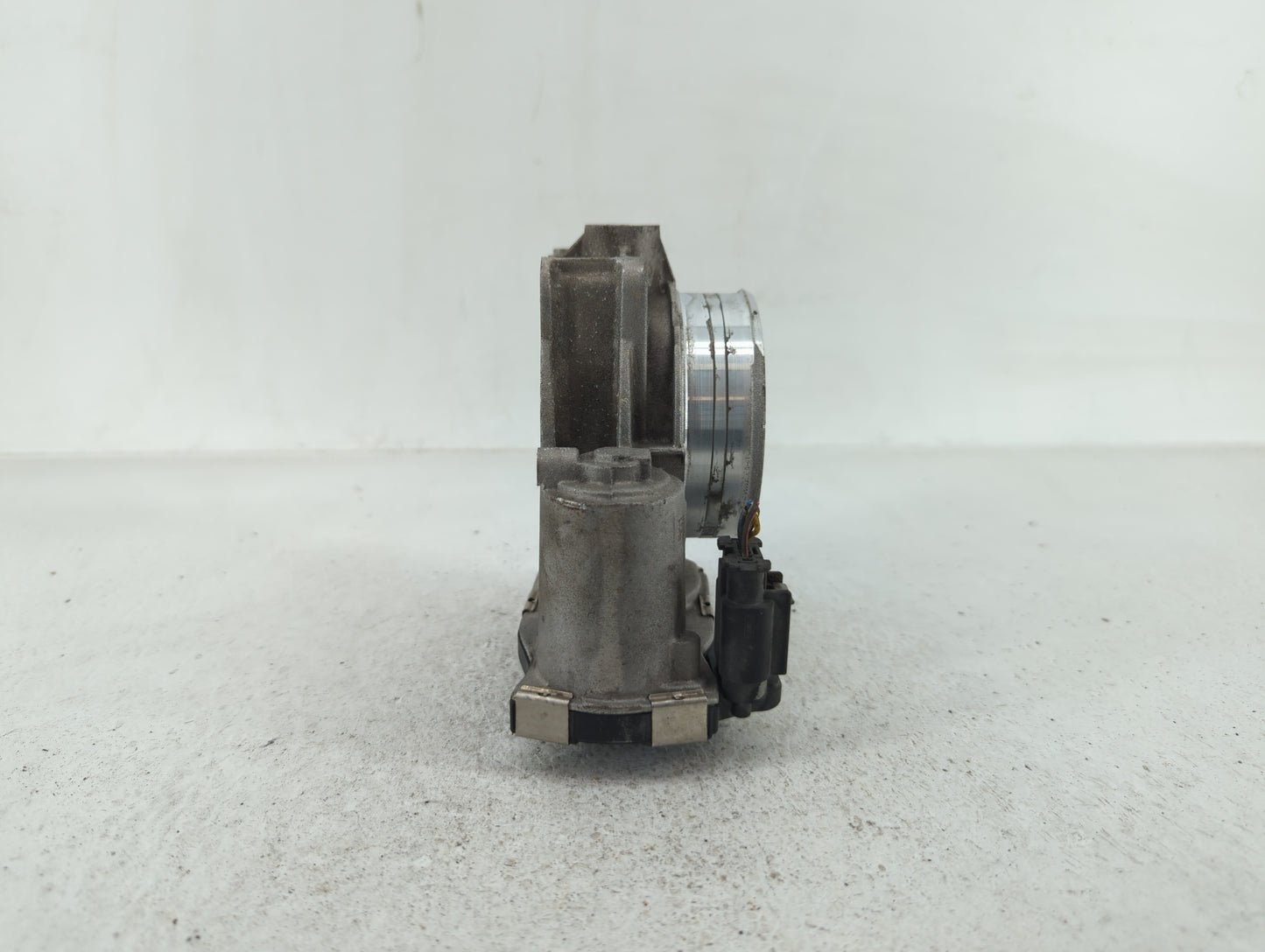 2012-2020 Chevrolet Impala Throttle Body P/N:12670981AA 12632172BA Fits OEM Used Auto Parts - Oemusedautoparts1.com