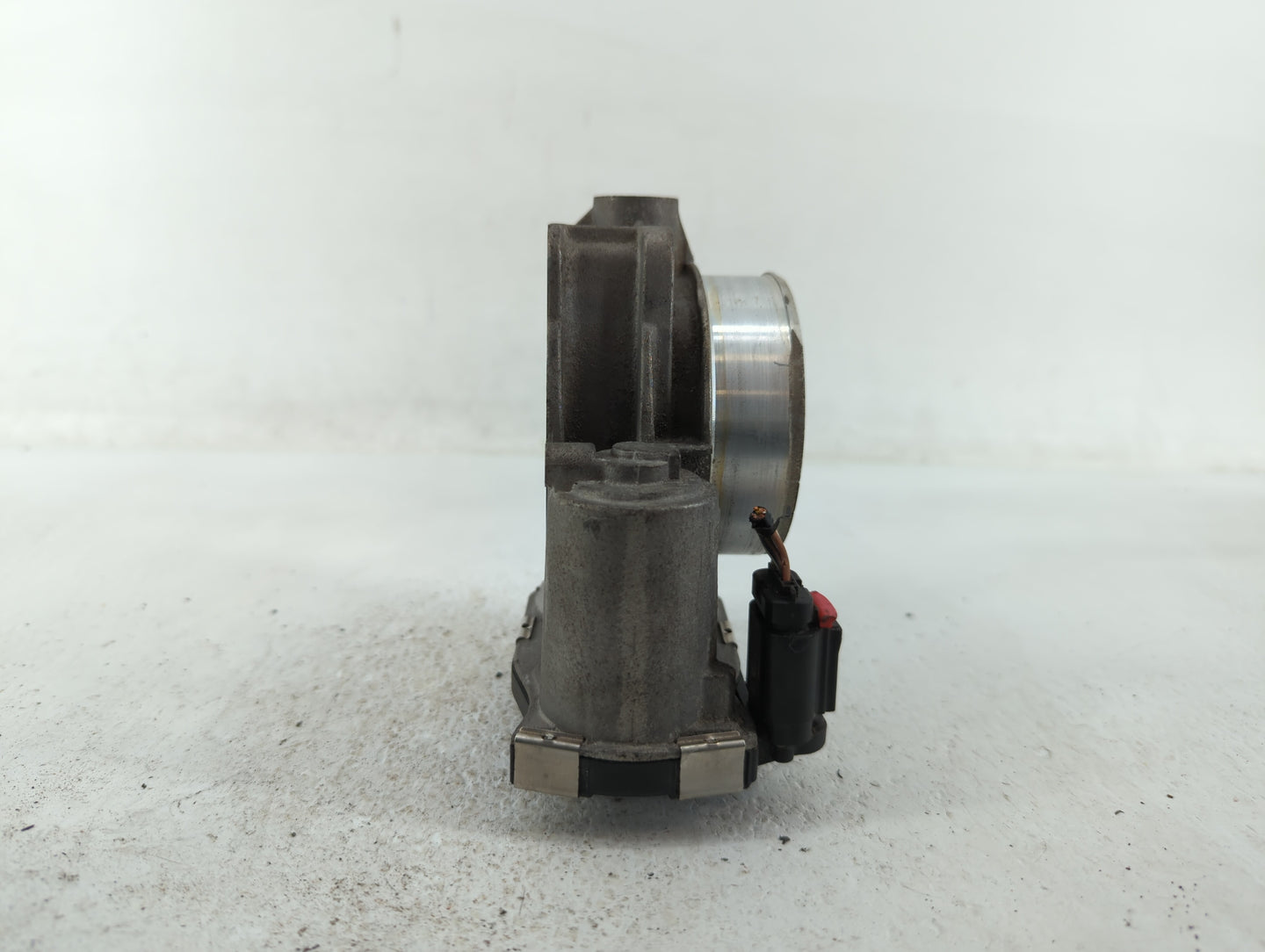 2012-2020 Chevrolet Impala Throttle Body P/N:12670981AA 12632172BA Fits OEM Used Auto Parts - Oemusedautoparts1.com