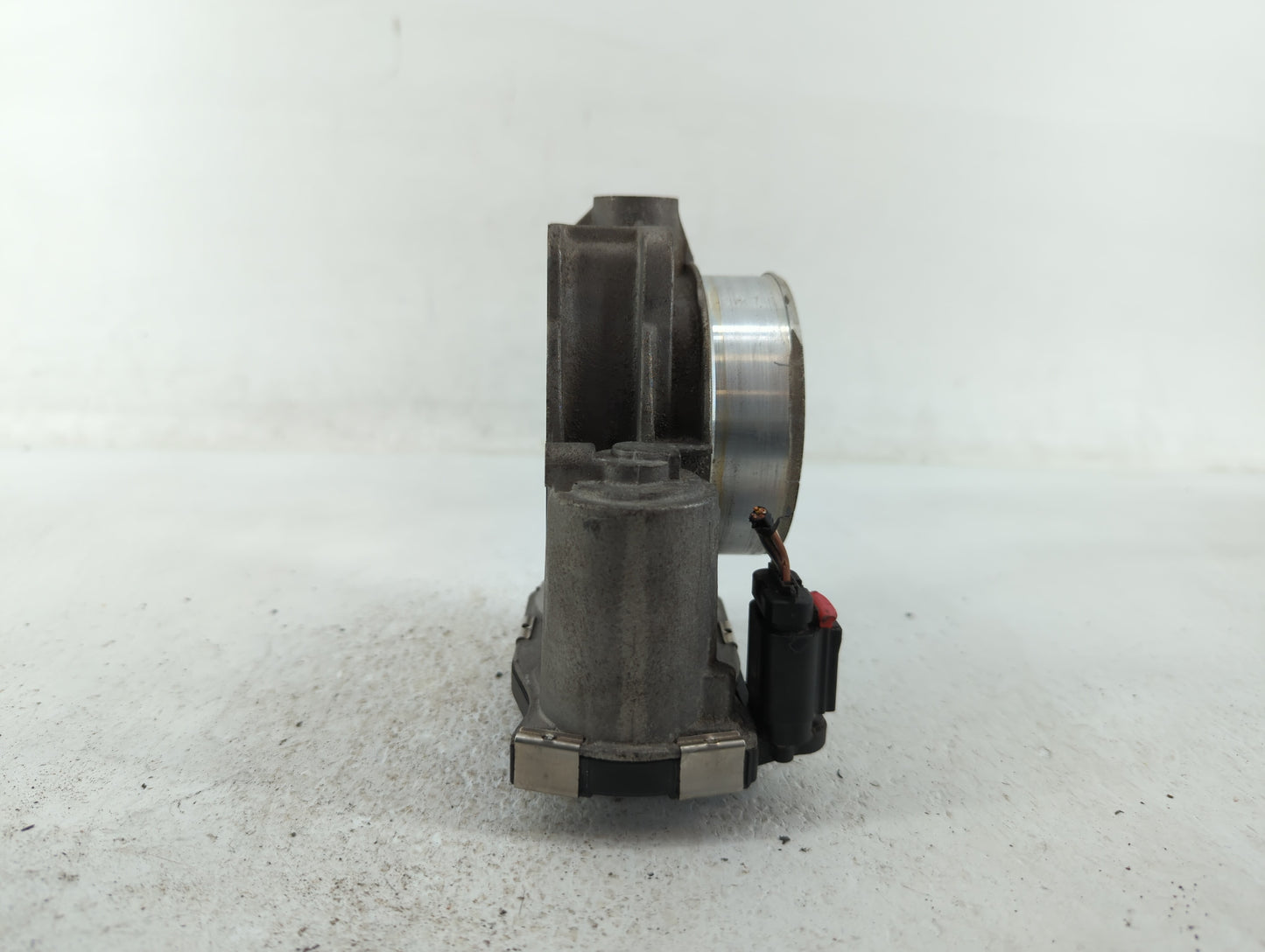 2012-2020 Chevrolet Impala Throttle Body P/N:12670981AA 12632172BA Fits OEM Used Auto Parts - Oemusedautoparts1.com