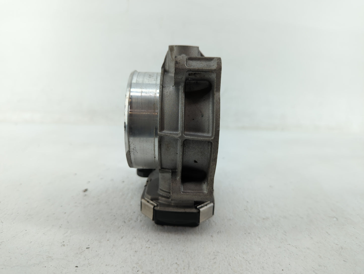2012-2020 Chevrolet Impala Throttle Body P/N:12632172BA 12670981AA Fits OEM Used Auto Parts - Oemusedautoparts1.com