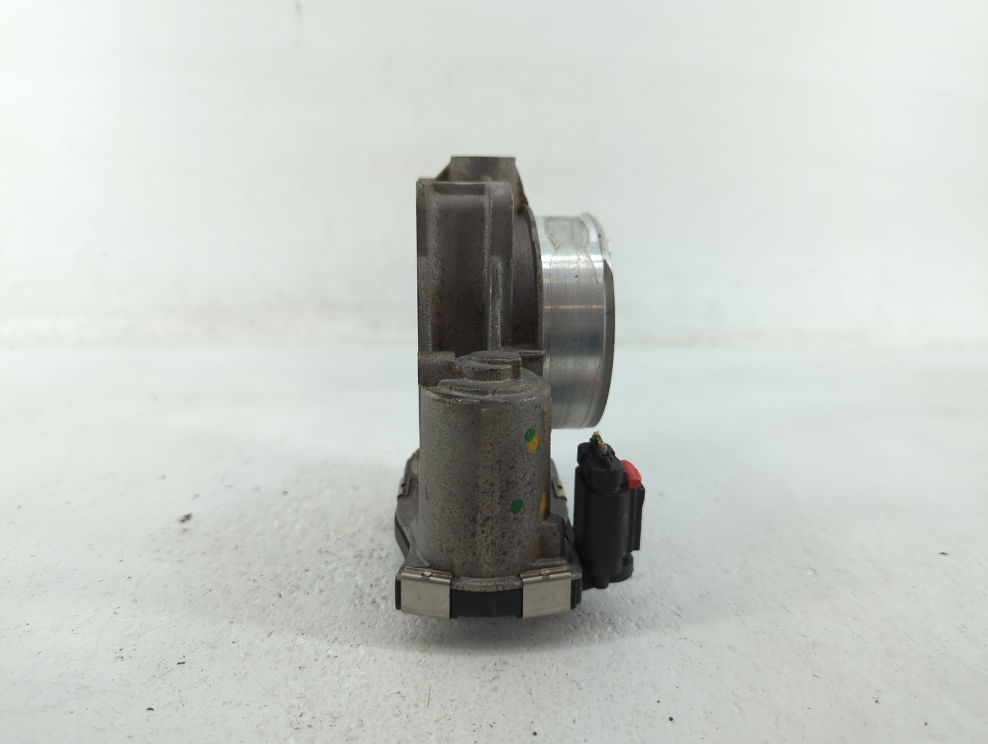 2012-2020 Chevrolet Impala Throttle Body P/N:12632172BA 12670981AA Fits OEM Used Auto Parts - Oemusedautoparts1.com
