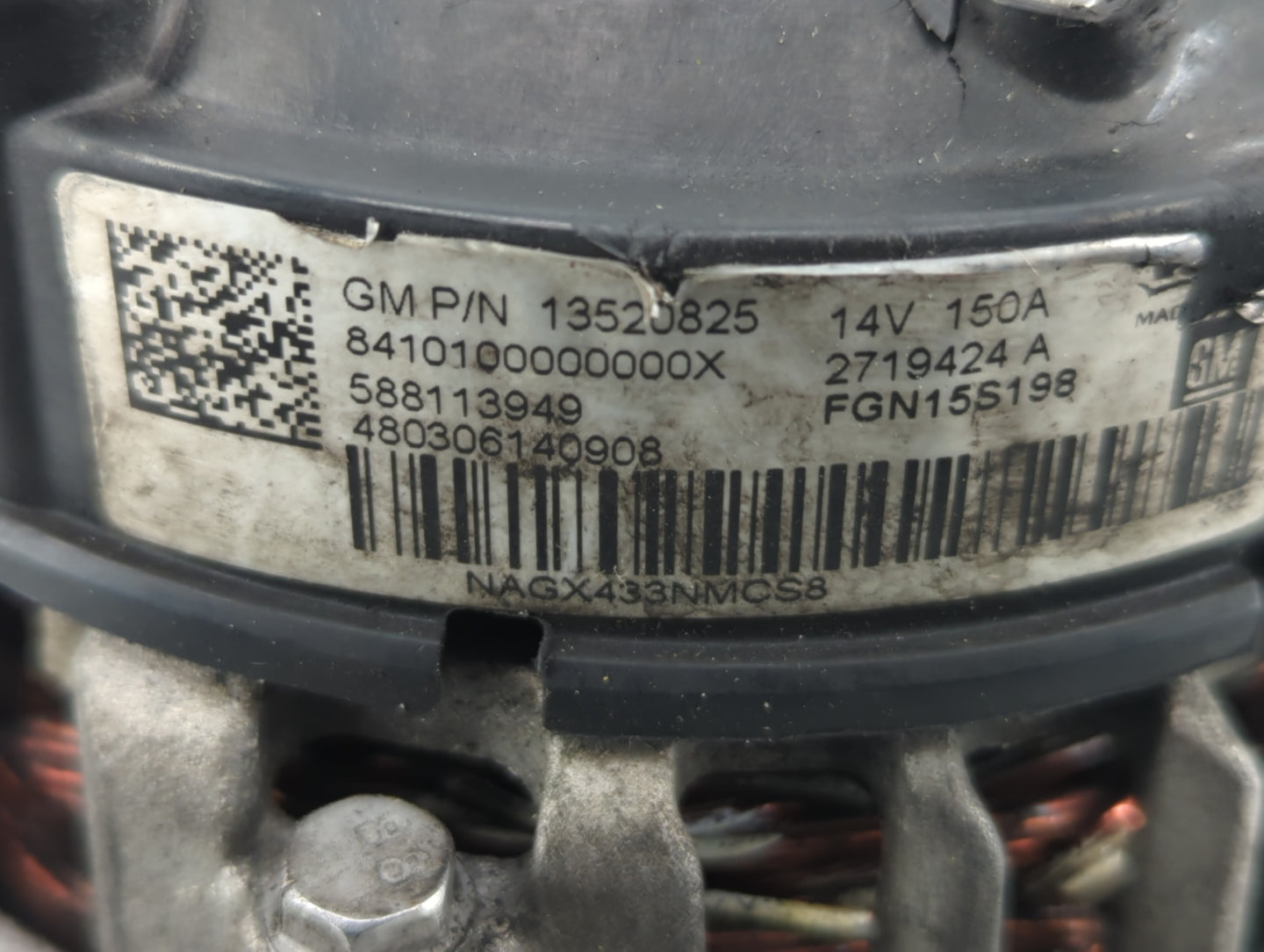 2017-2020 Chevrolet Impala Alternator Replacement Generator Charging Assembly Engine OEM P/N:13520825 Fits OEM Used Auto Par