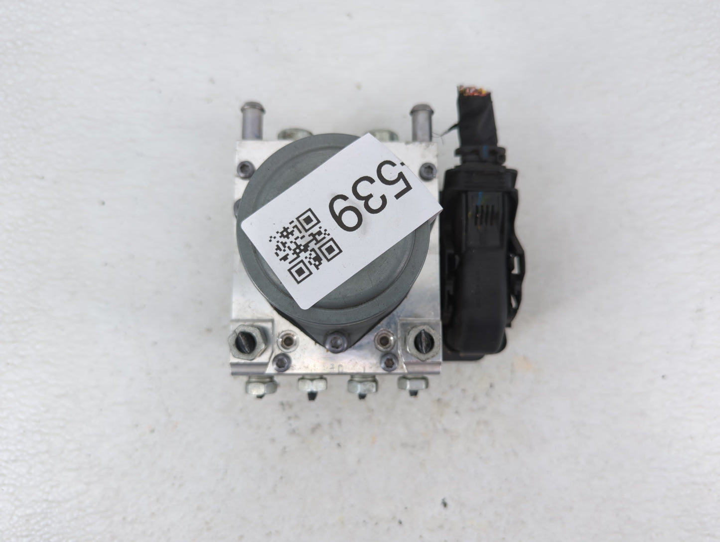 2017-2020 Chevrolet Impala ABS Pump Control Module Replacement P/N:84092226 Fits Fits 2017 2018 2019 2020 OEM Used Auto Part