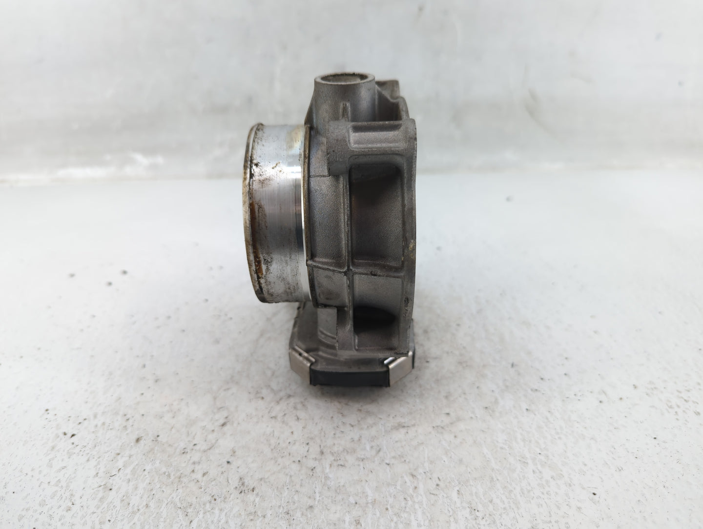 2012-2020 Chevrolet Impala Throttle Body P/N:12670981AA Fits Fits 2012 2013 2014 2015 2016 2017 2018 2019 2020 2021 2022 OEM