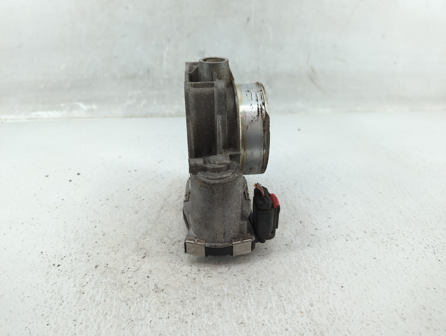 2012-2020 Chevrolet Impala Throttle Body P/N:12670981AA Fits Fits 2012 2013 2014 2015 2016 2017 2018 2019 2020 2021 2022 OEM