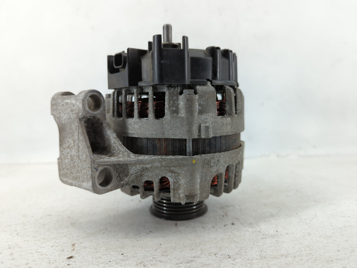 2017-2020 Chevrolet Impala Alternator Replacement Generator Charging Assembly Engine OEM P/N:13597235 Fits OEM Used Auto Par