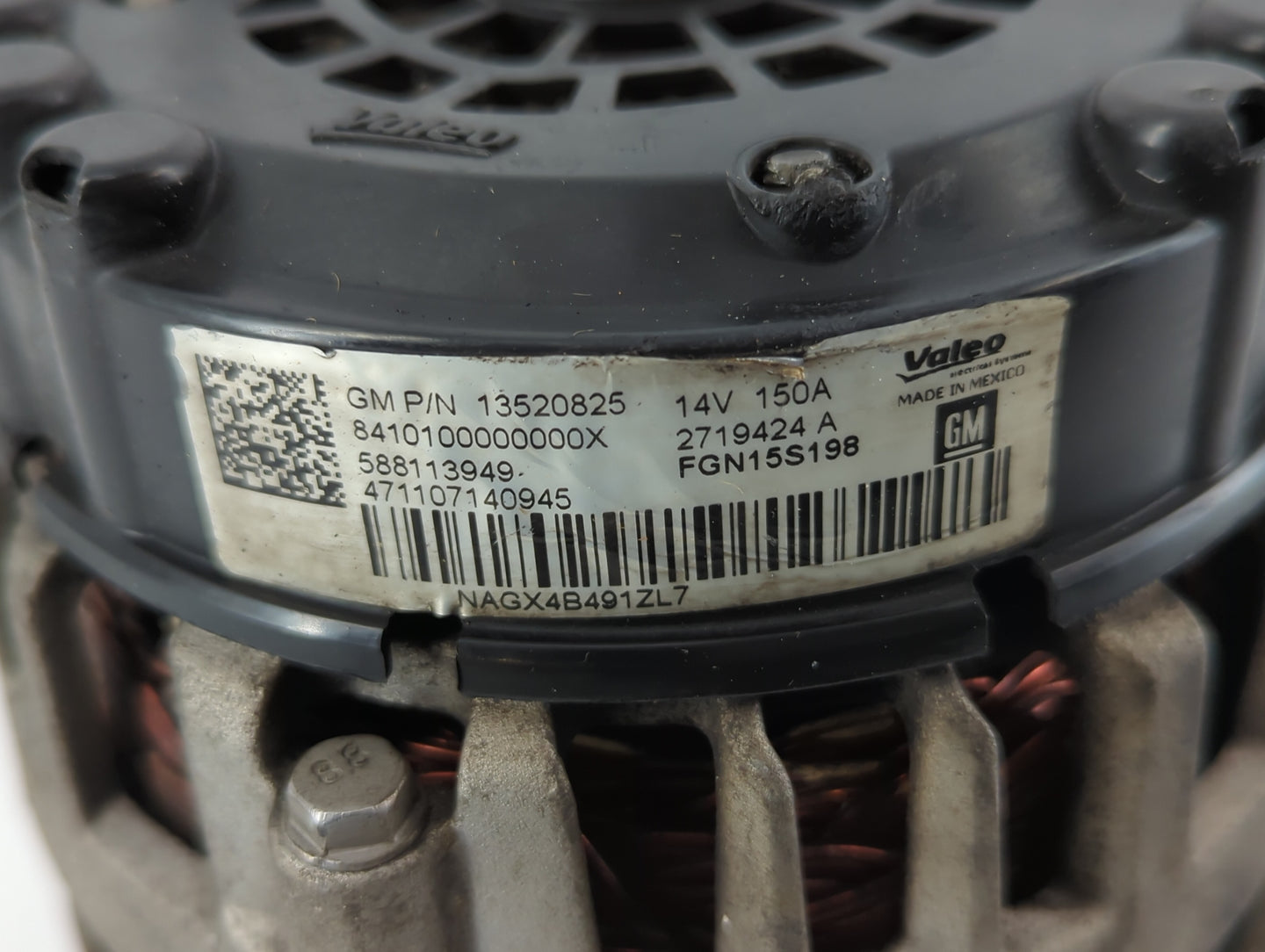 2017-2020 Chevrolet Impala Alternator Replacement Generator Charging Assembly Engine OEM P/N:13520825 Fits OEM Used Auto Par