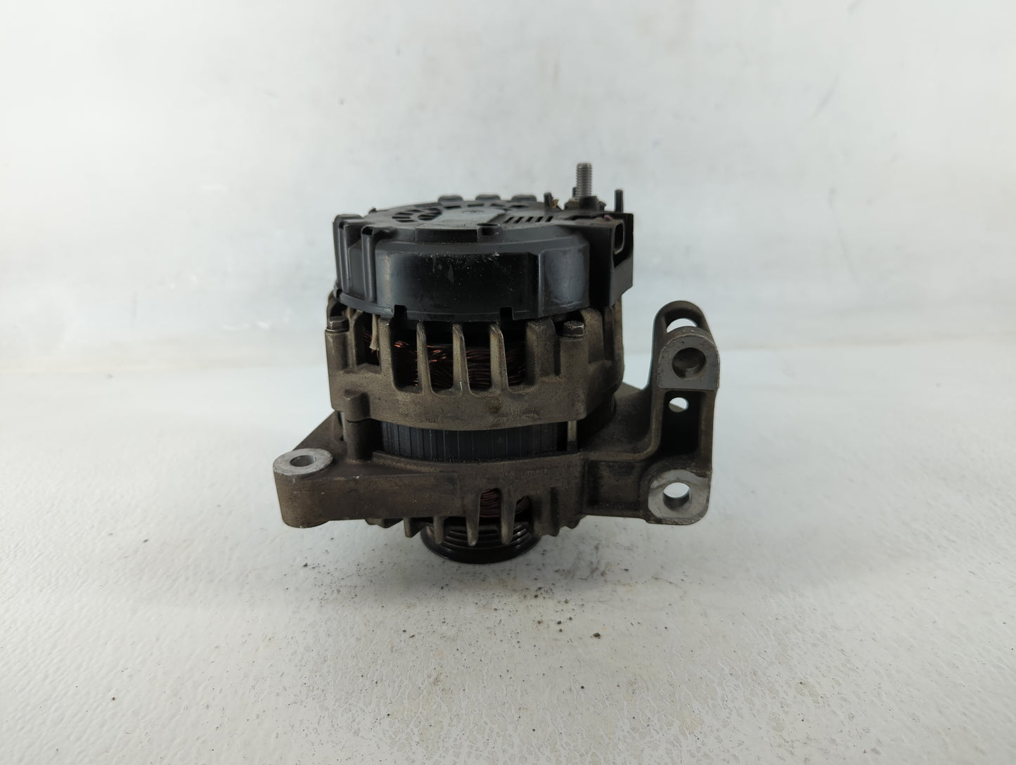 2017-2020 Chevrolet Impala Alternator Replacement Generator Charging Assembly Engine OEM P/N:13520825 Fits OEM Used Auto Par
