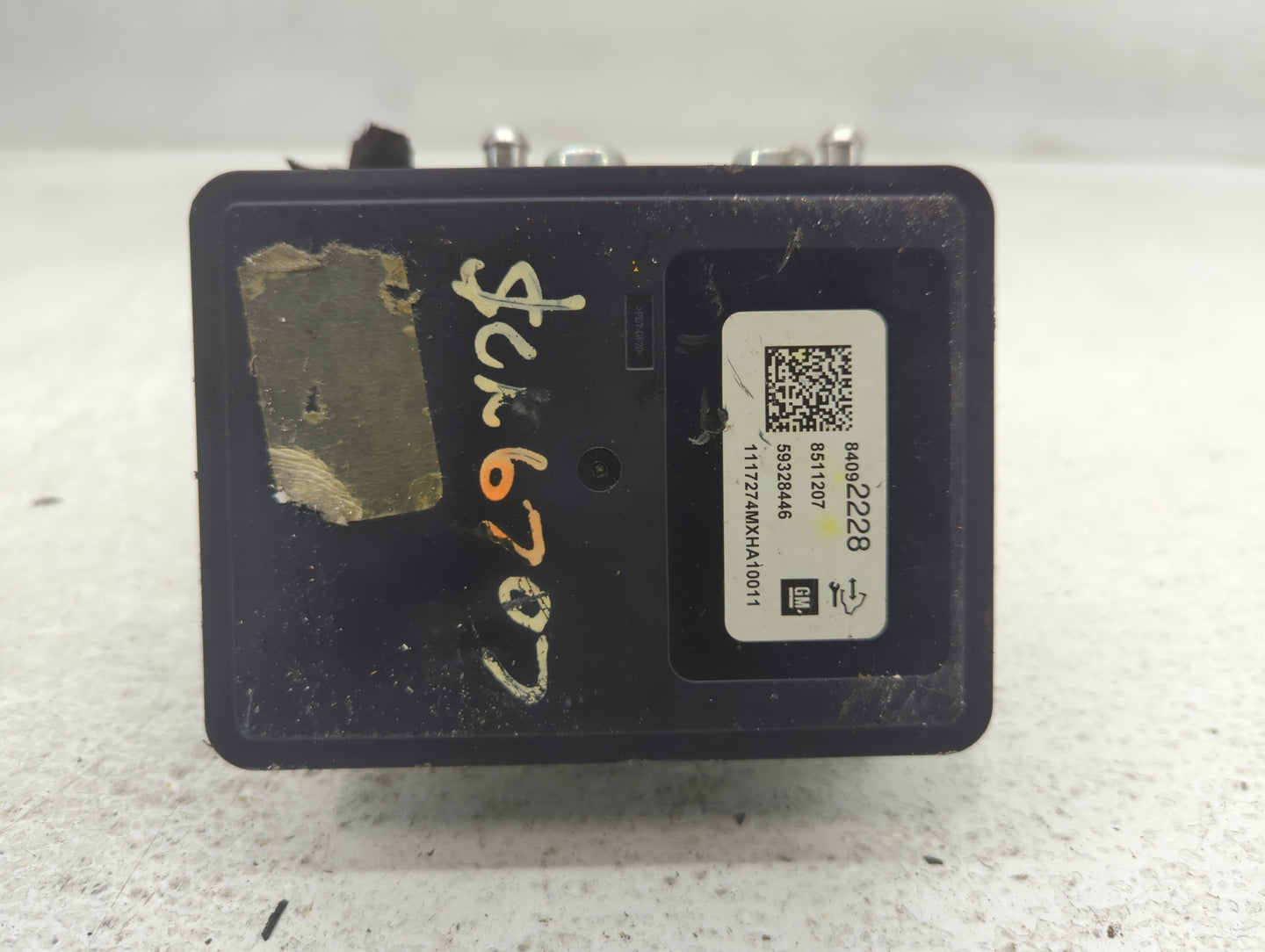 2017-2020 Chevrolet Impala ABS Pump Control Module Replacement P/N:84092226 Fits Fits 2017 2018 2019 2020 OEM Used Auto Part
