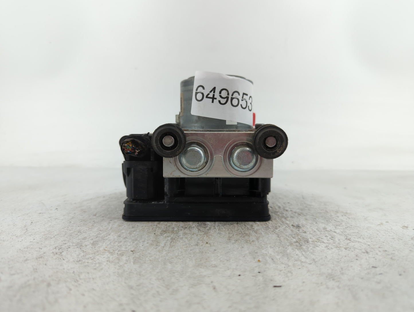 2017-2020 Chevrolet Impala ABS Pump Control Module Replacement P/N:84092226 Fits Fits 2017 2018 2019 2020 OEM Used Auto Part