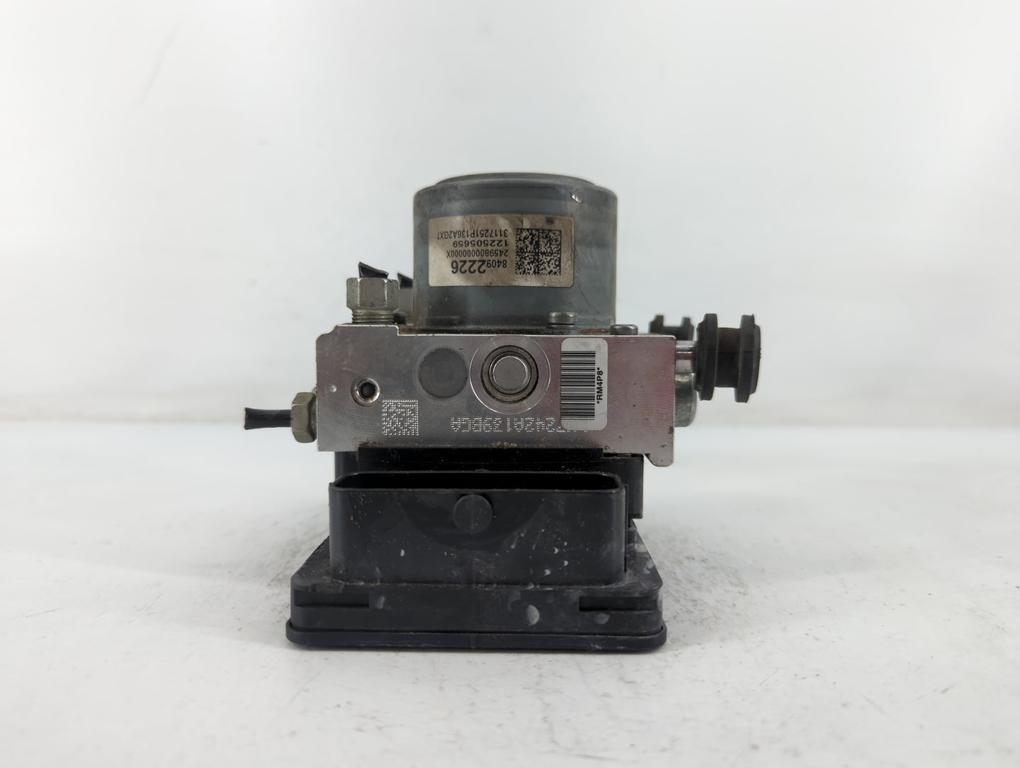 2017-2020 Chevrolet Impala ABS Pump Control Module Replacement P/N:84092226 Fits Fits 2017 2018 2019 2020 OEM Used Auto Part