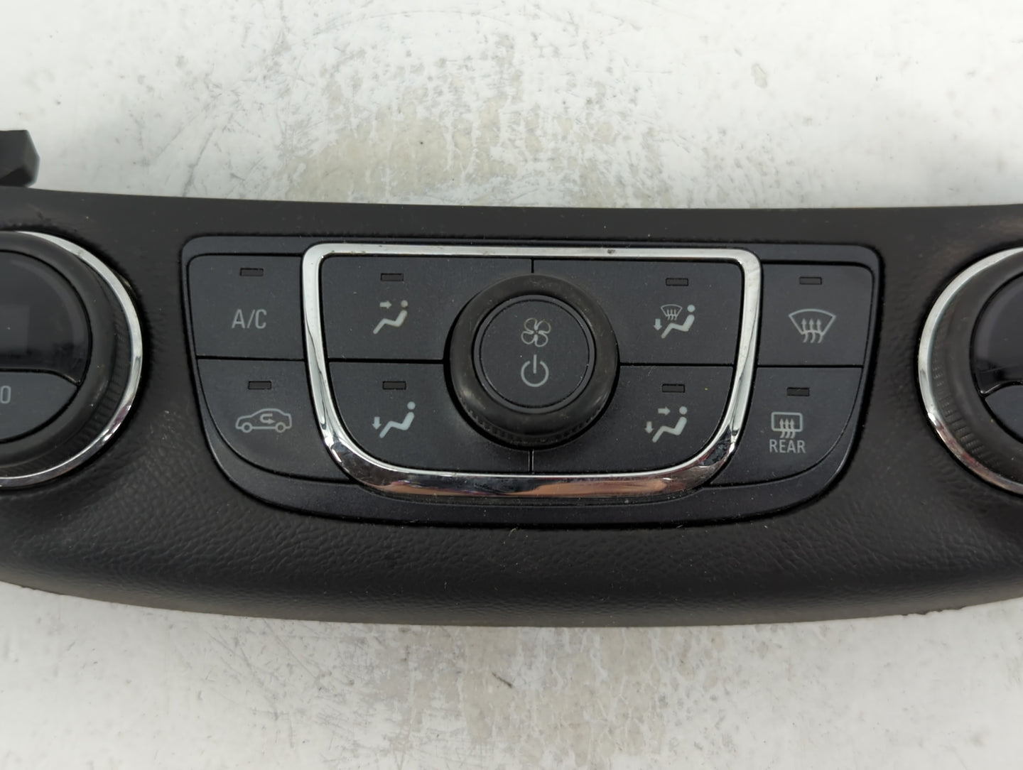 2014-2020 Chevrolet Impala Climate Control Module Temperature AC/Heater Replacement P/N:23453509 Fits OEM Used Auto Parts - 