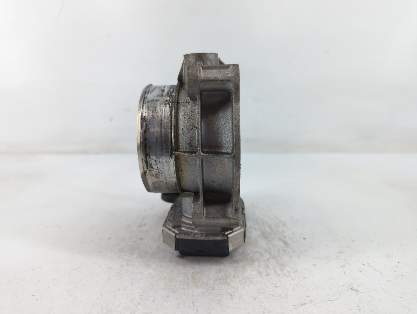 2012-2020 Chevrolet Impala Throttle Body P/N:12670981AA Fits Fits 2012 2013 2014 2015 2016 2017 2018 2019 2020 2021 2022 OEM