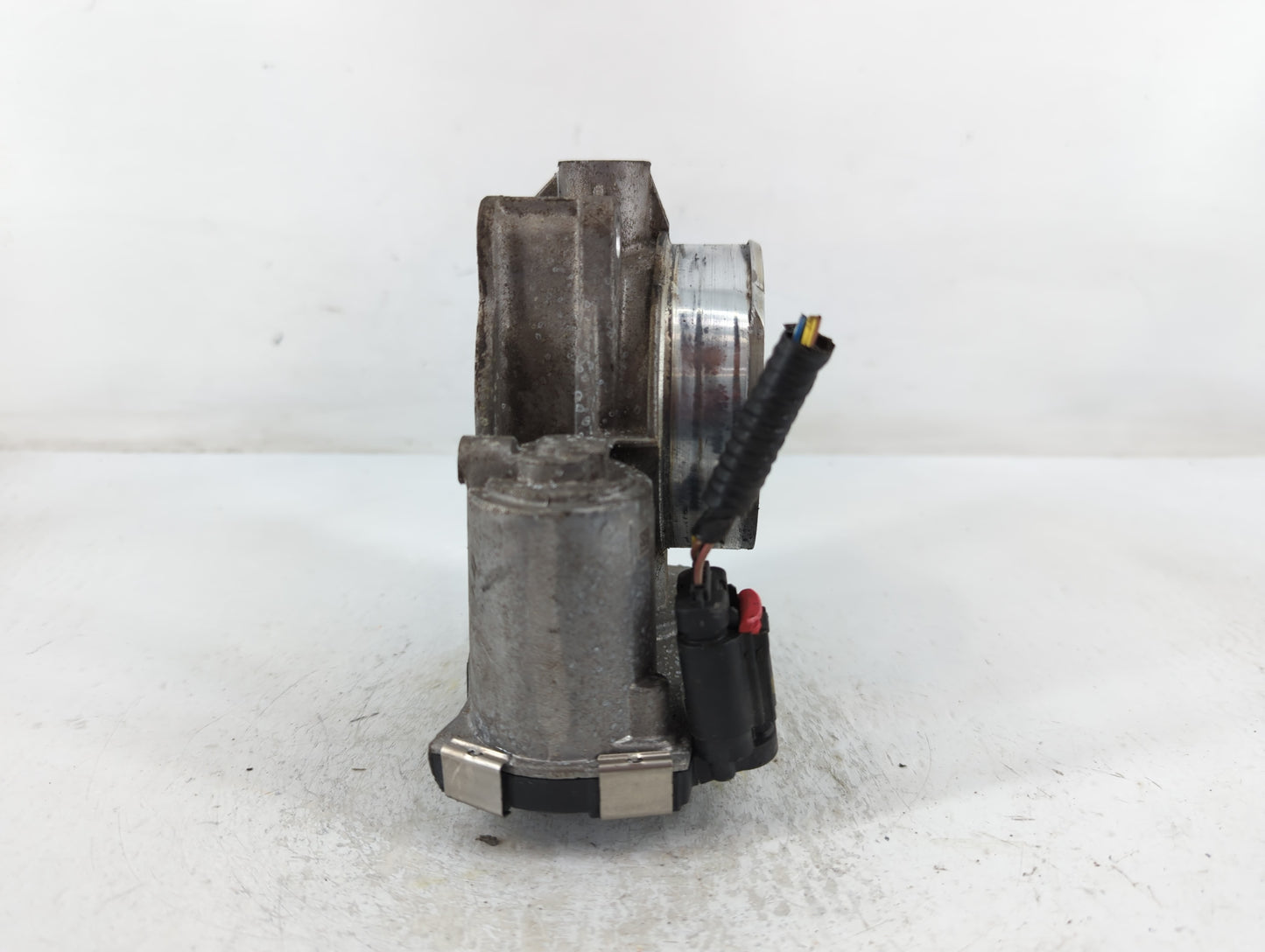 2012-2020 Chevrolet Impala Throttle Body P/N:12670981AA Fits Fits 2012 2013 2014 2015 2016 2017 2018 2019 2020 2021 2022 OEM