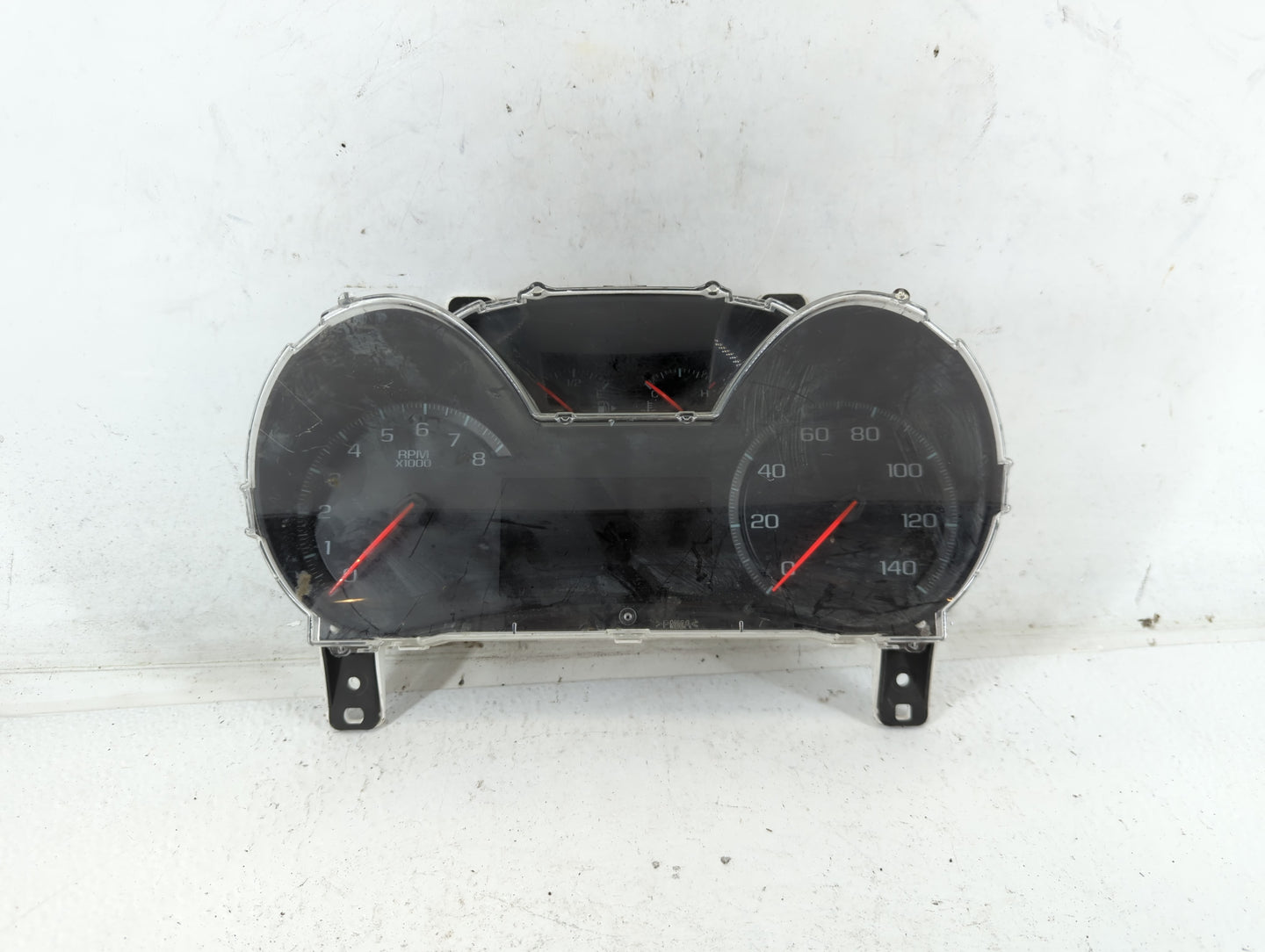 2017-2020 Chevrolet Impala Instrument Cluster Speedometer Gauges P/N:84723566 Fits Fits 2017 2018 2019 2020 OEM Used Auto Pa