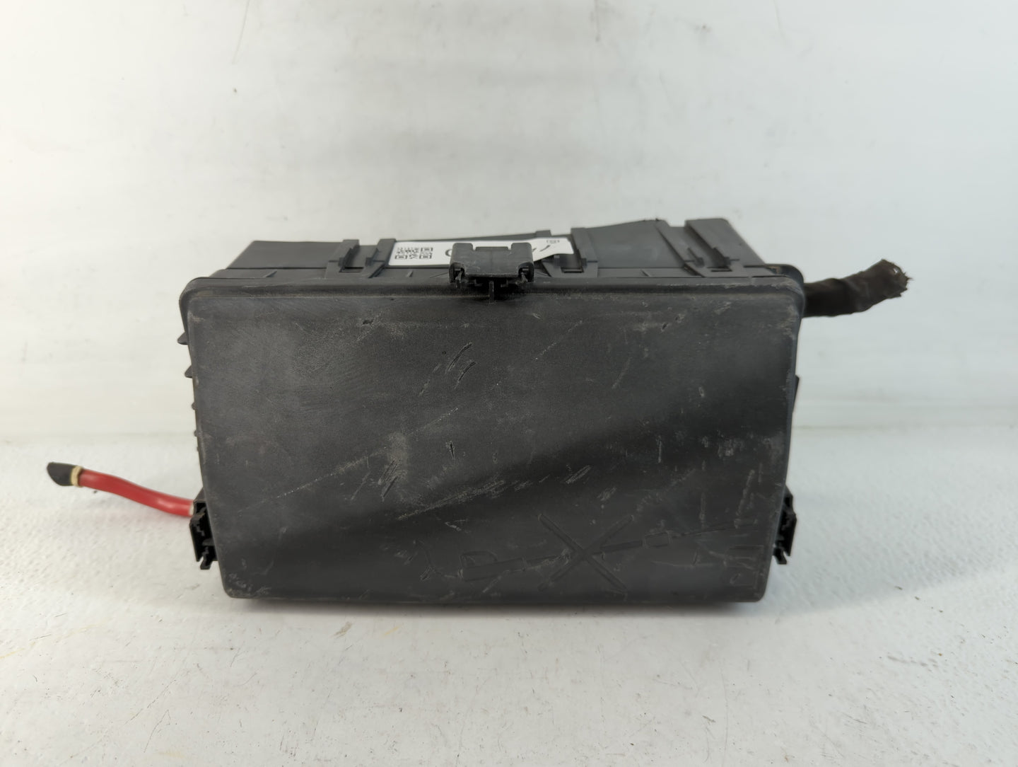 2016-2019 Chevrolet Impala Fusebox Fuse Box Panel Relay Module P/N:9787U 84080463_01 Fits Fits 2016 2017 2018 2019 OEM Used 