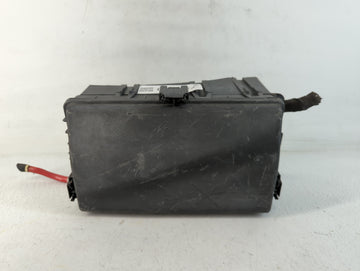 2016-2019 Chevrolet Impala Fusebox Fuse Box Panel Relay Module P/N:9787U 84080463_01 Fits Fits 2016 2017 2018 2019 OEM Used 