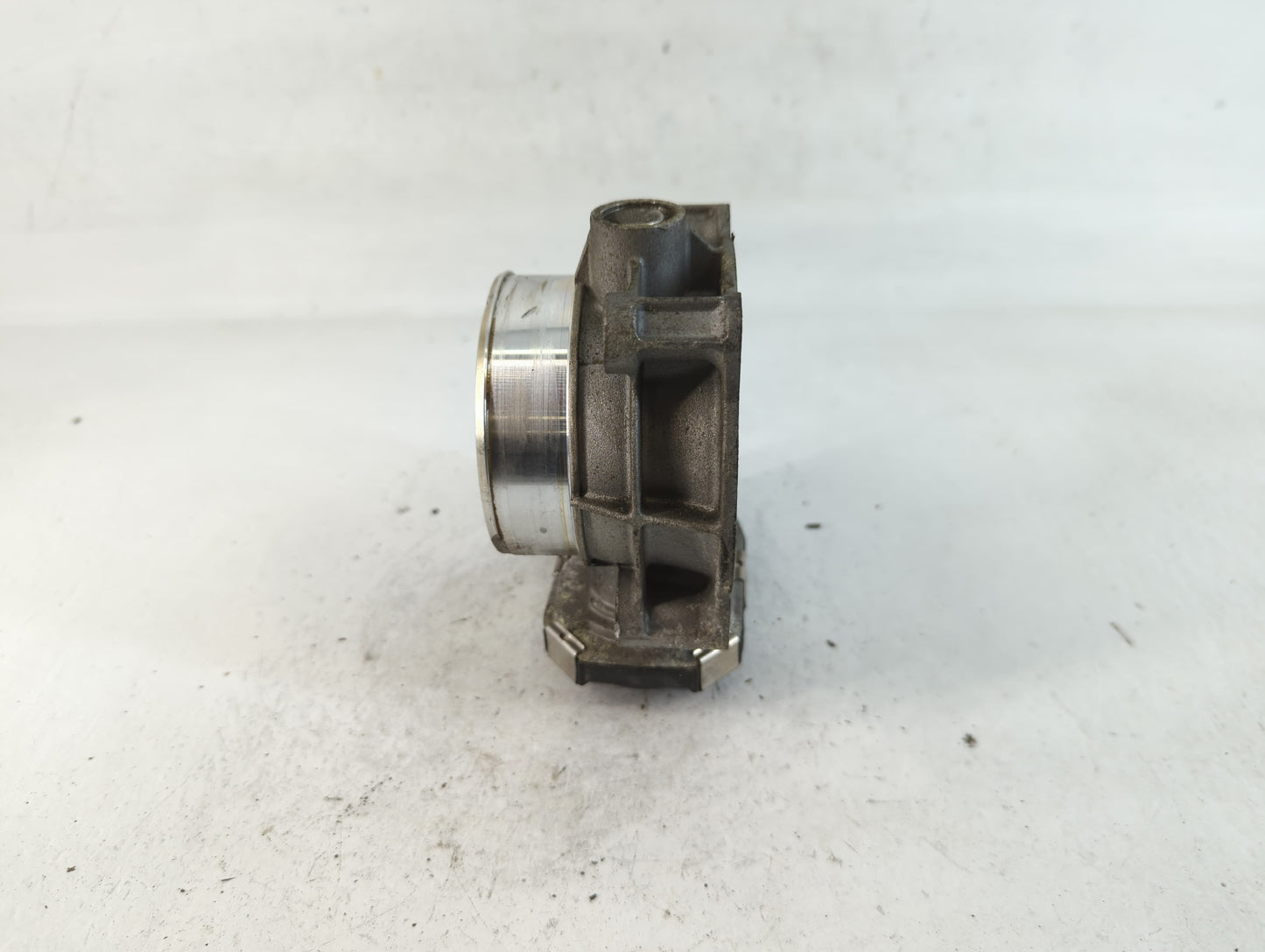 2012-2020 Chevrolet Impala Throttle Body P/N:12670981AA Fits Fits 2012 2013 2014 2015 2016 2017 2018 2019 2020 2021 2022 OEM