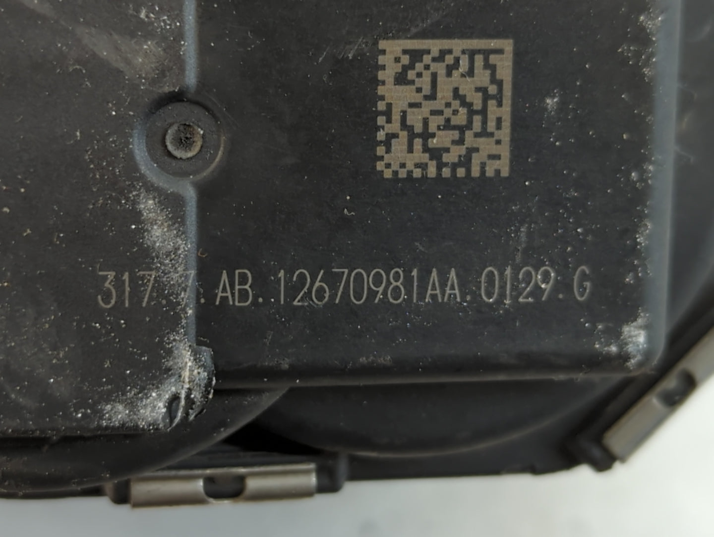 2012-2020 Chevrolet Impala Throttle Body P/N:12670981AA Fits Fits 2012 2013 2014 2015 2016 2017 2018 2019 2020 2021 2022 OEM