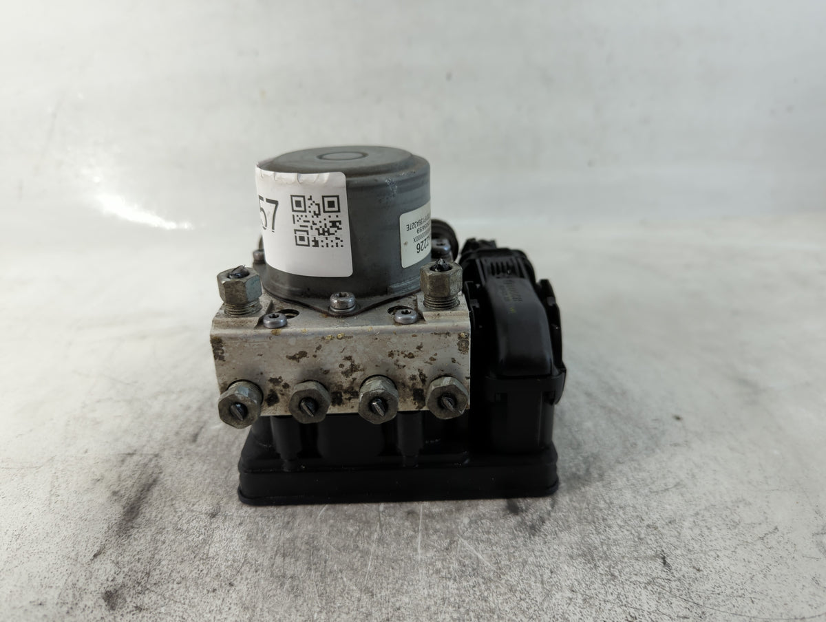 2017-2020 Chevrolet Impala Anti-Lock Brake ABS Pump Module Actuator OEM P/N:84092226 Fits Fits 2017 2018 2019 2020 OEM Used 