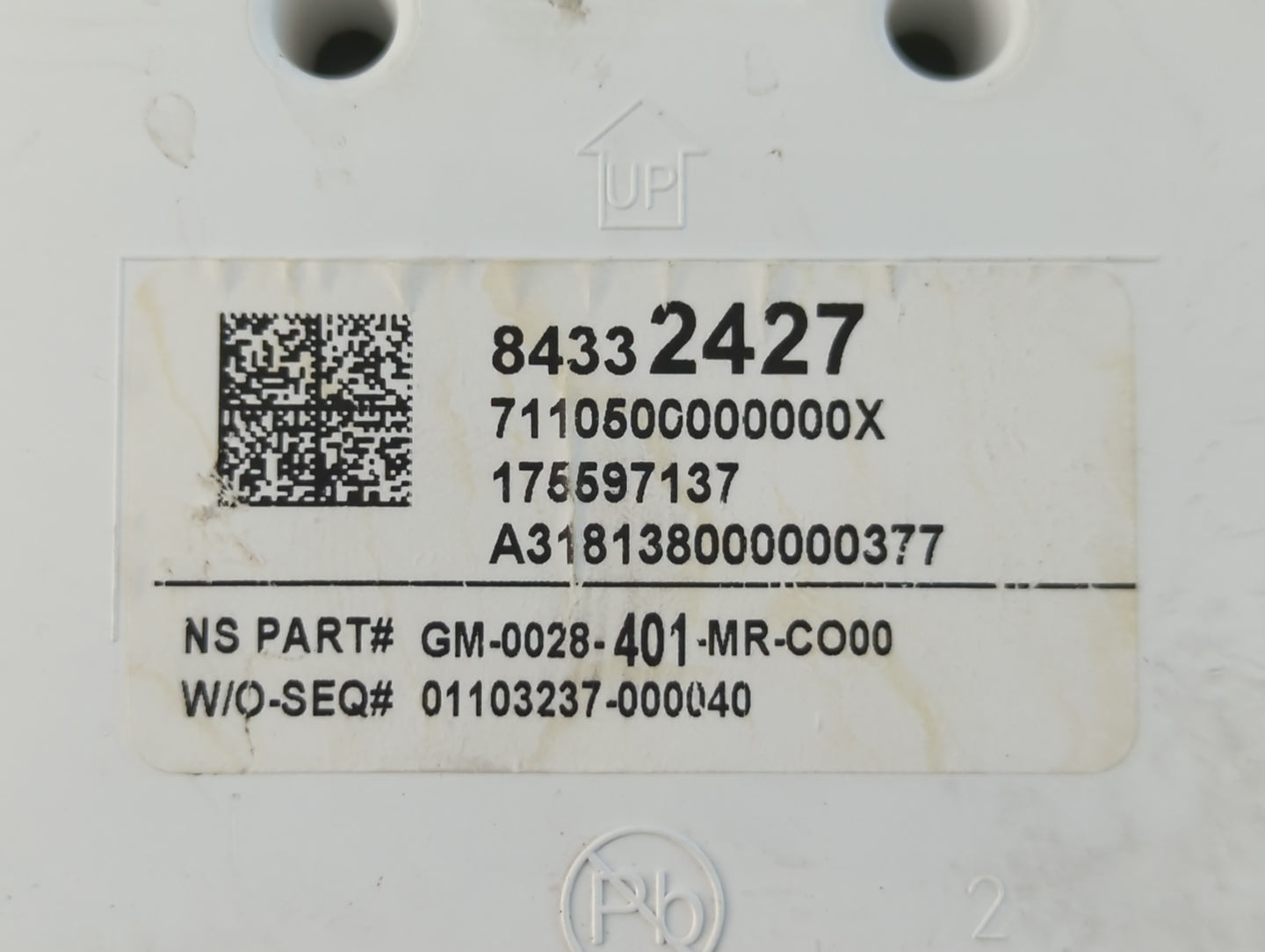 2017-2020 Chevrolet Impala Instrument Cluster Speedometer Gauges P/N:84332427 Fits Fits 2017 2018 2019 2020 OEM Used Auto Pa