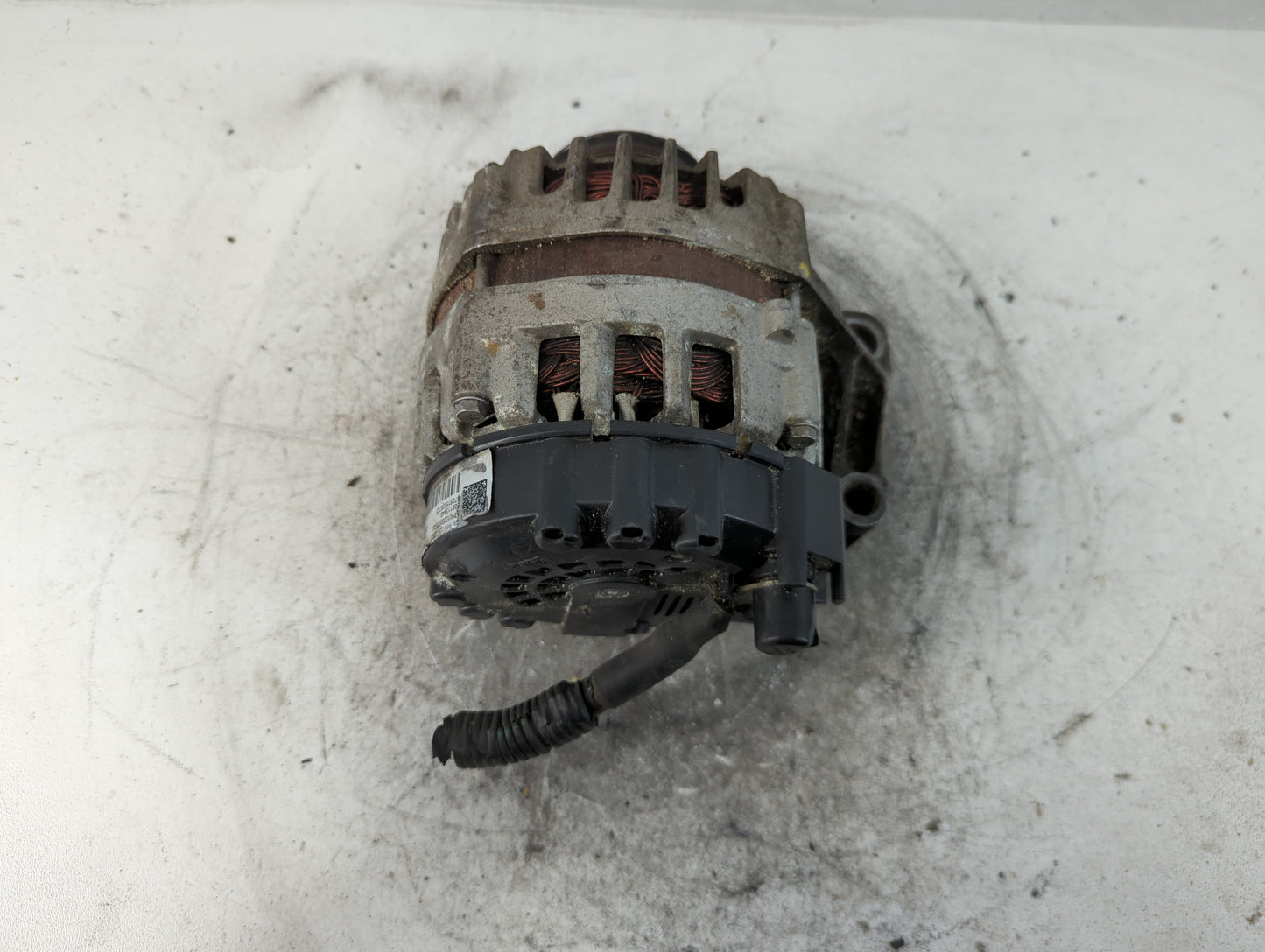 2017-2020 Chevrolet Impala Alternator Replacement Generator Charging Assembly Engine OEM P/N:13520825 Fits OEM Used Auto Par